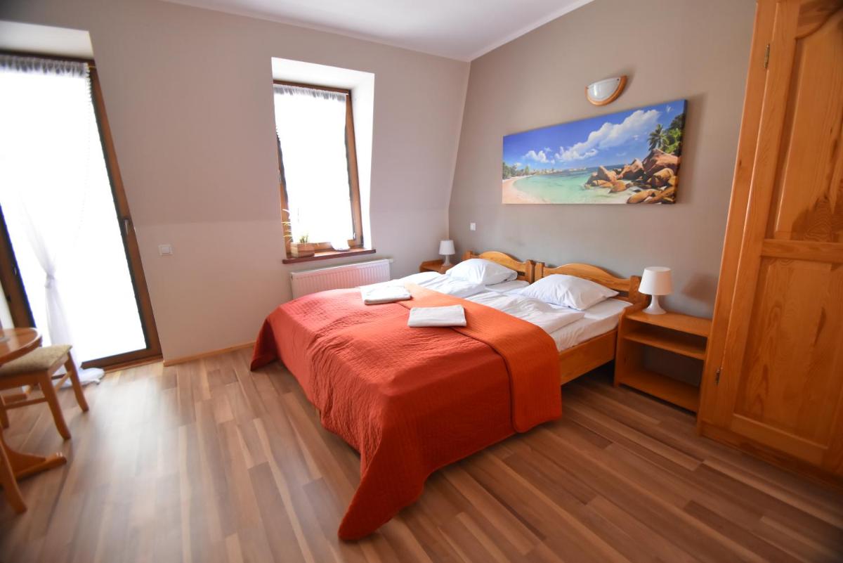 Double or Twin Room - Photo 14