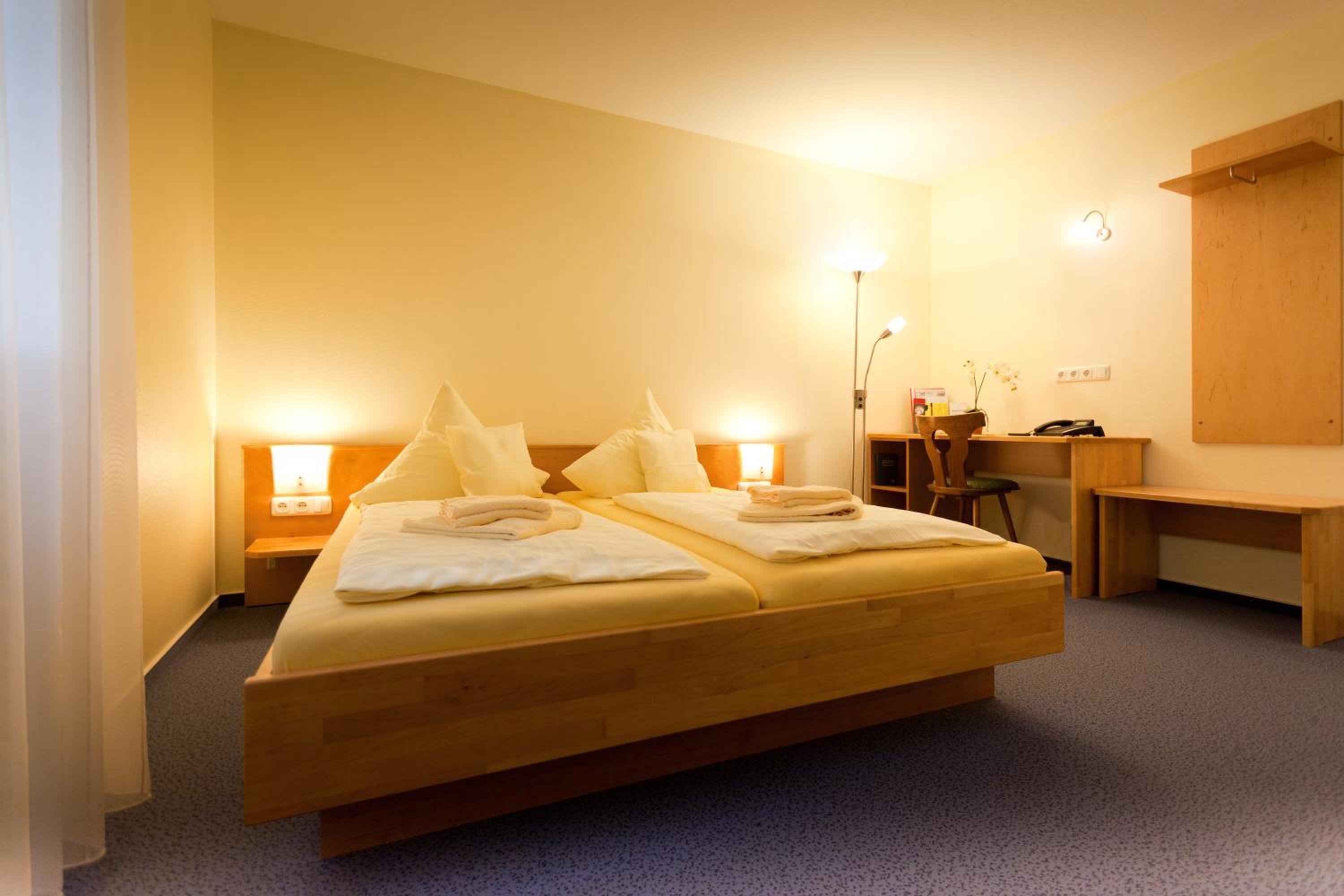 Double Room - Photo 2