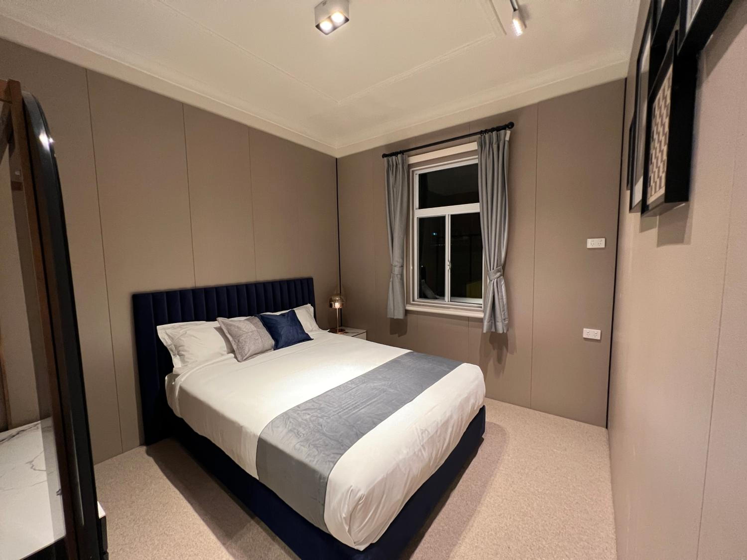 Deluxe Twin Suite - Photo 7