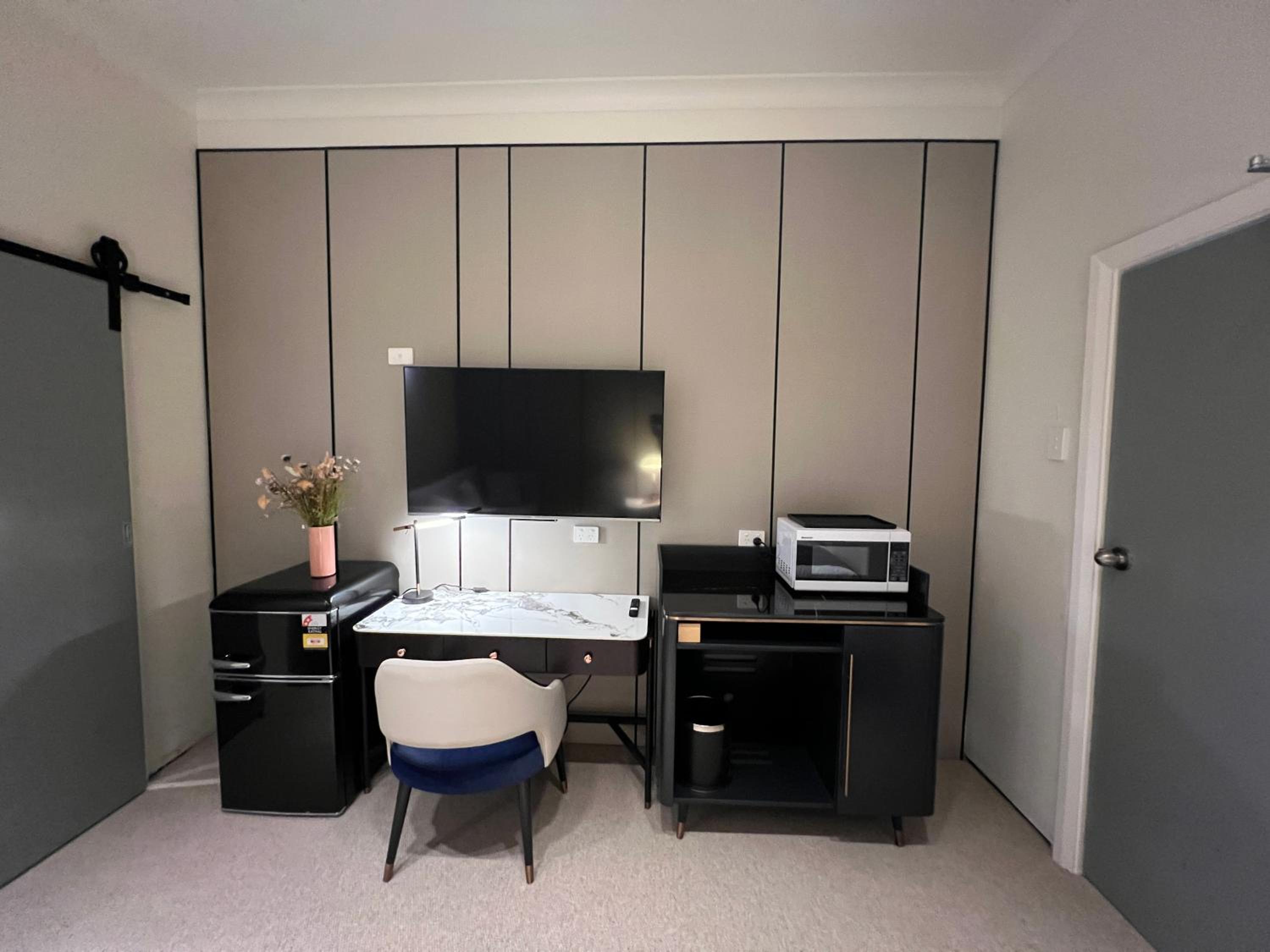 Deluxe Twin Suite - Photo 6