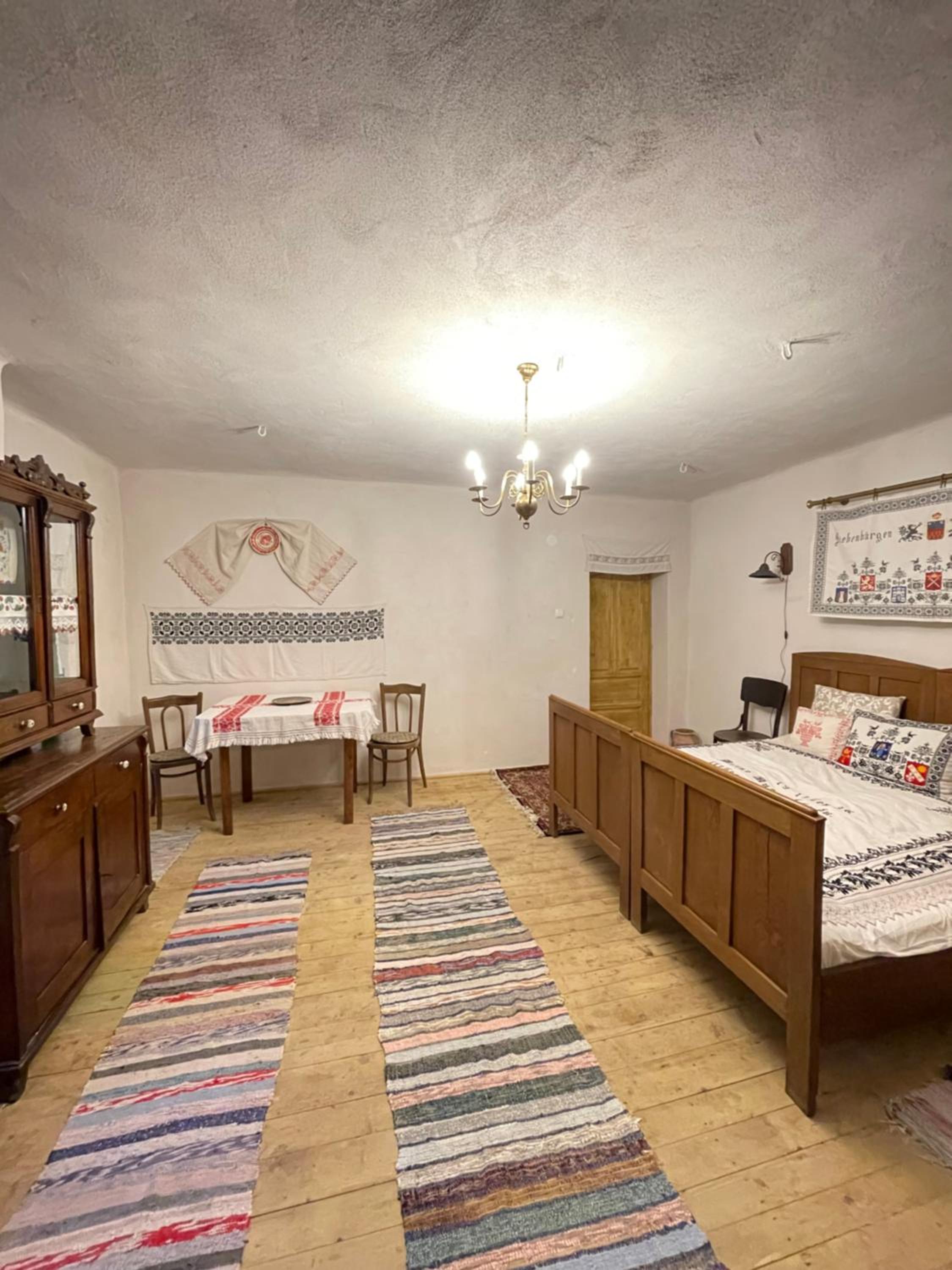 Standard Twin Room - Photo 4