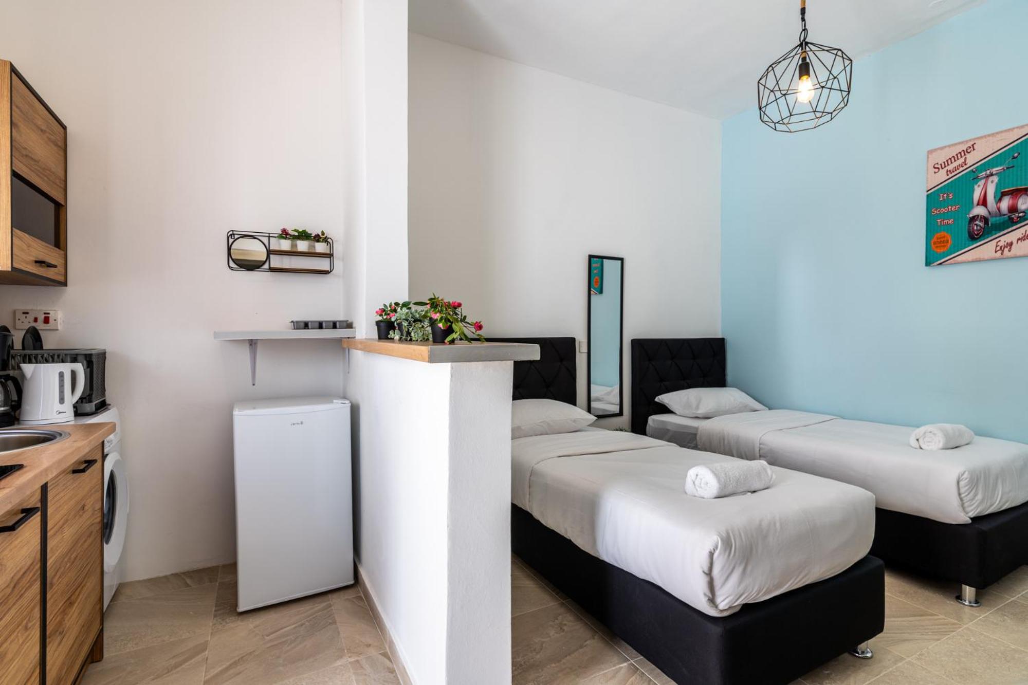 Studio Apartment - Photo 7