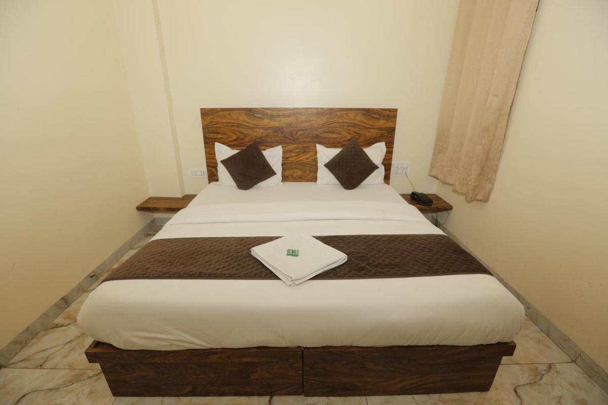 Deluxe Room - Photo 2