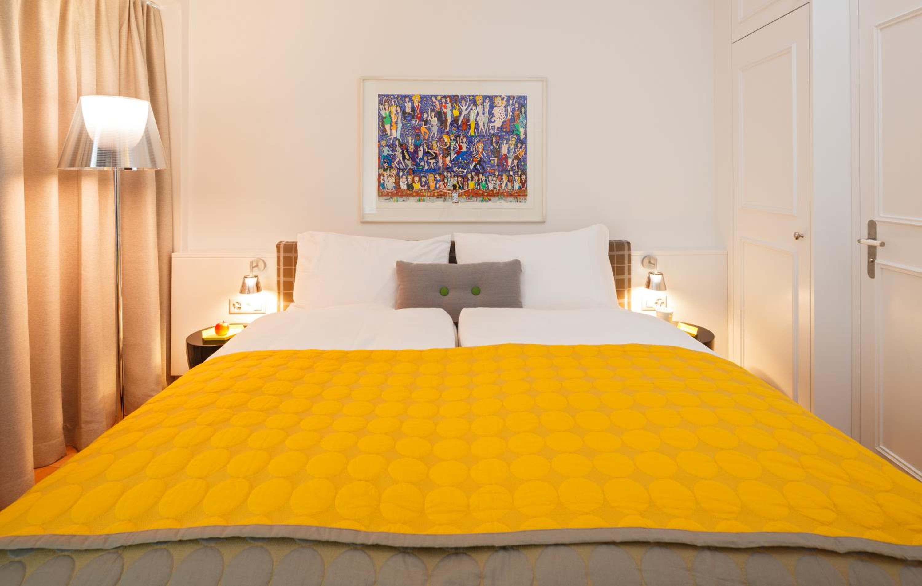 Double or Twin Room - Photo 13