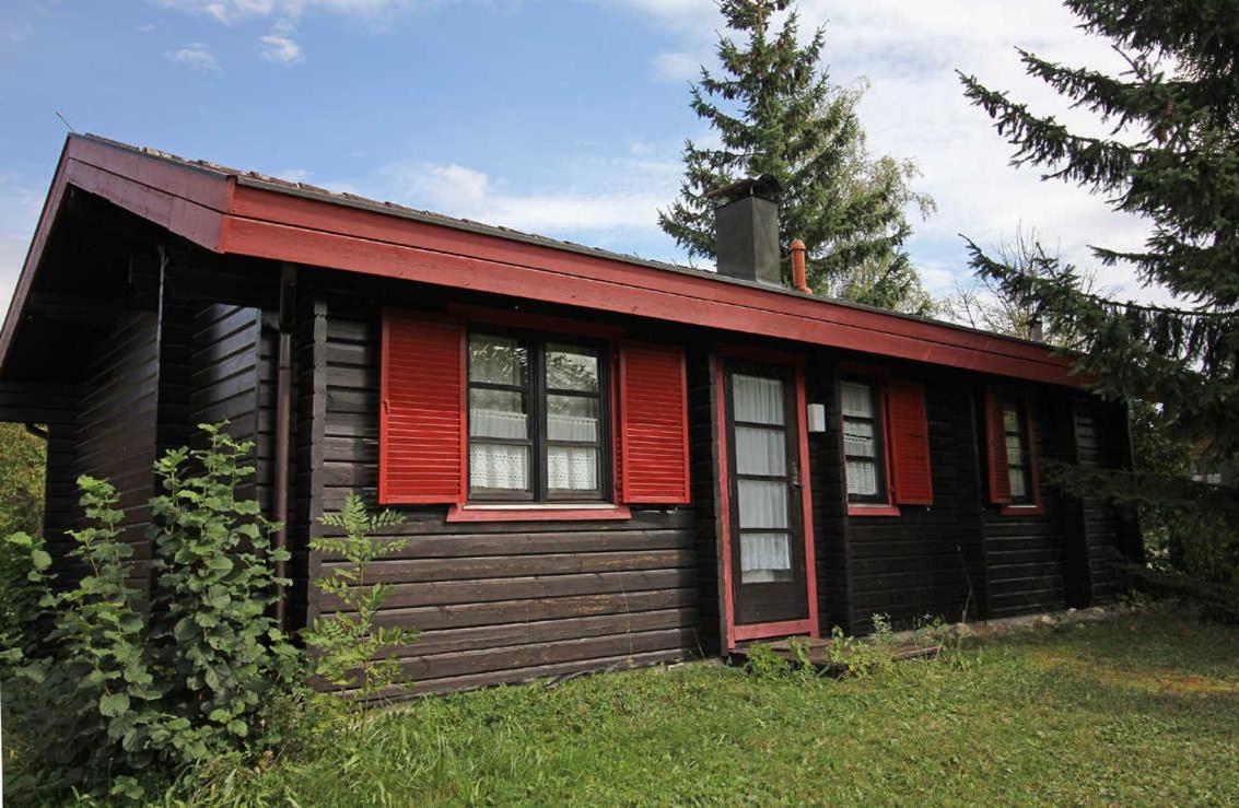 Two-Bedroom House photo 3