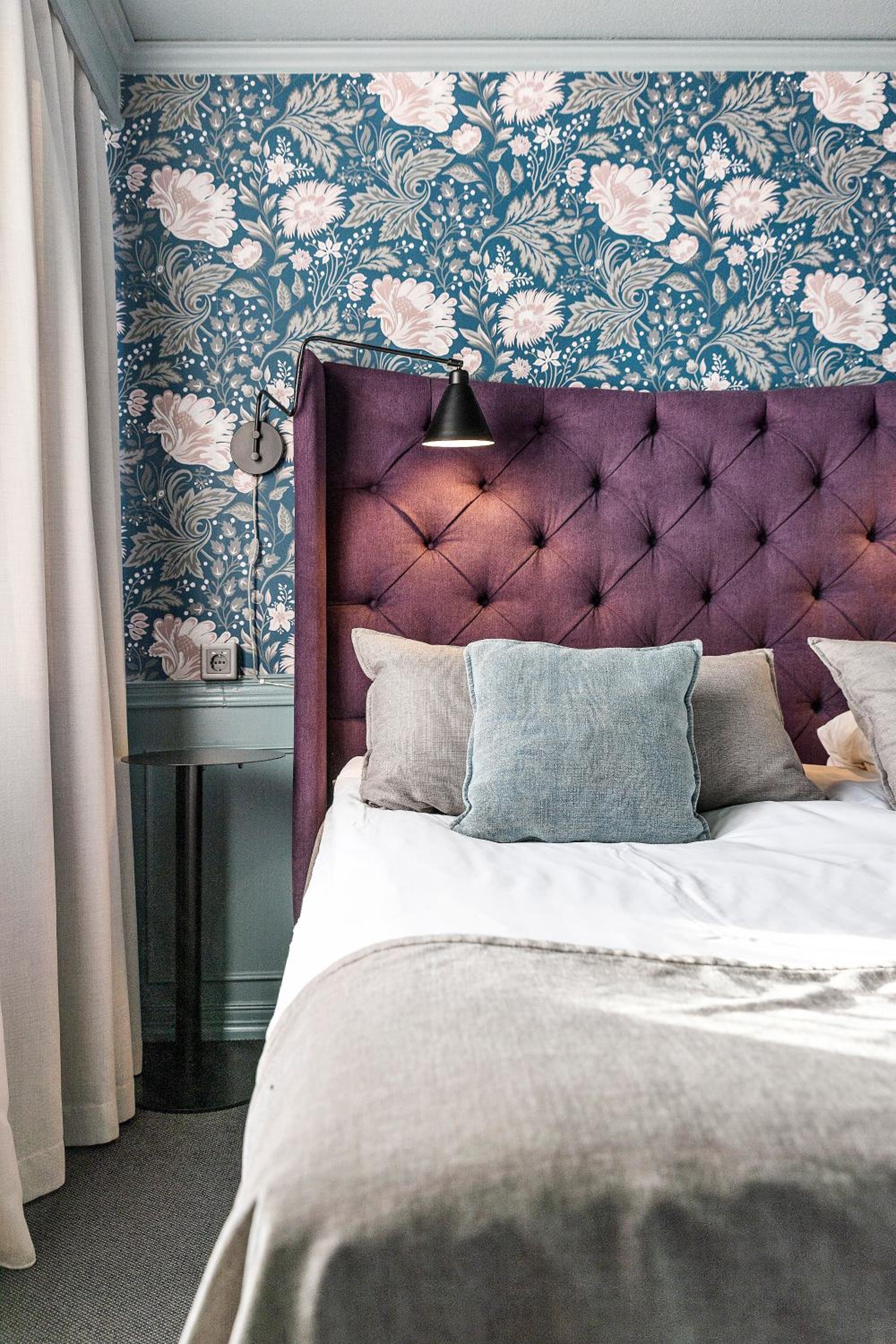 Twin Room with Extra Bed - Photo 9