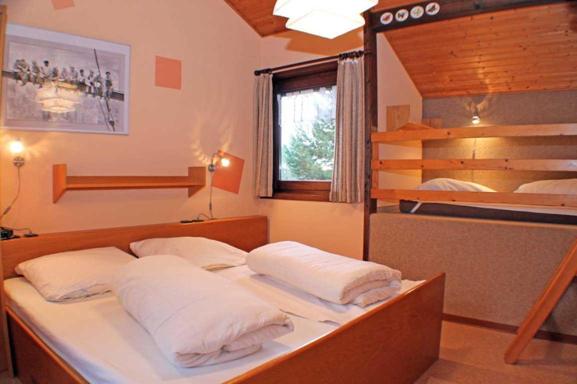 Two-Bedroom House photo 3