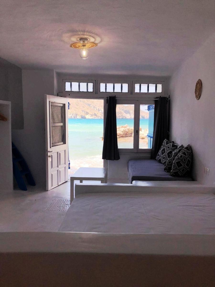 One-Bedroom House photo 1