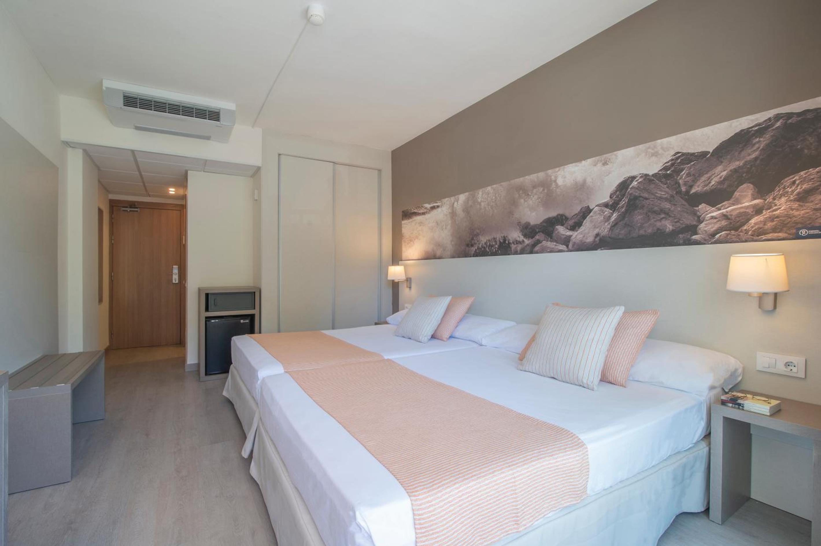 Double Room - Photo 5