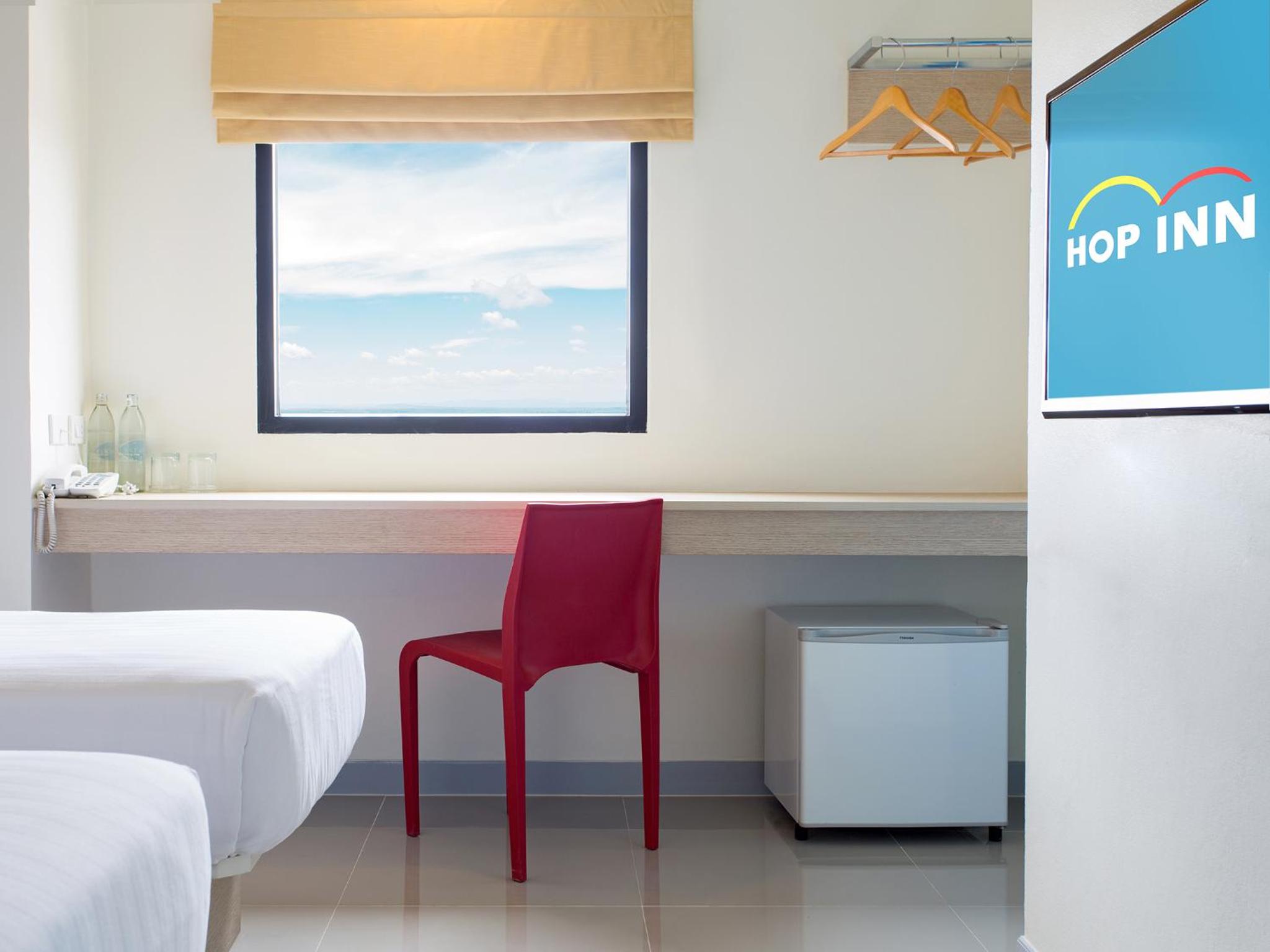 Standard Twin Room - Photo 5