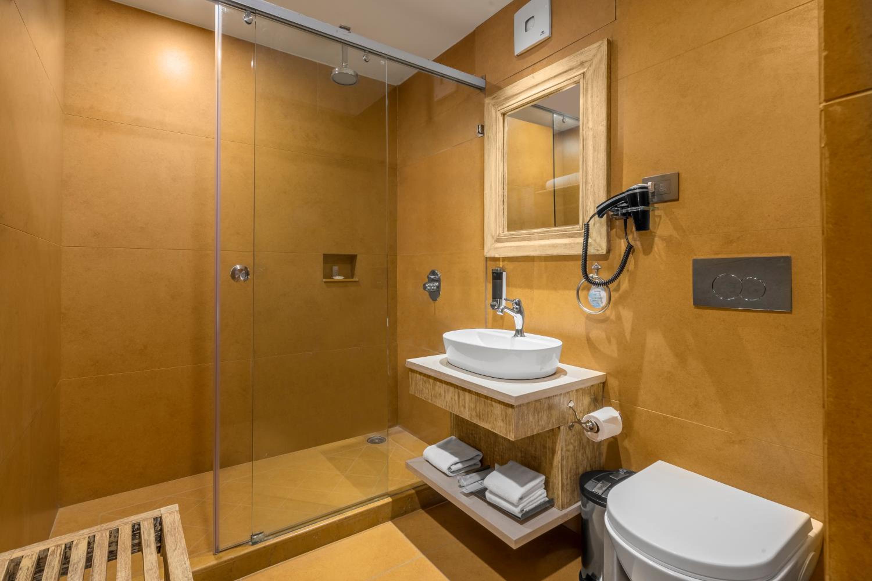 Superior Room with Partial View - Photo 6