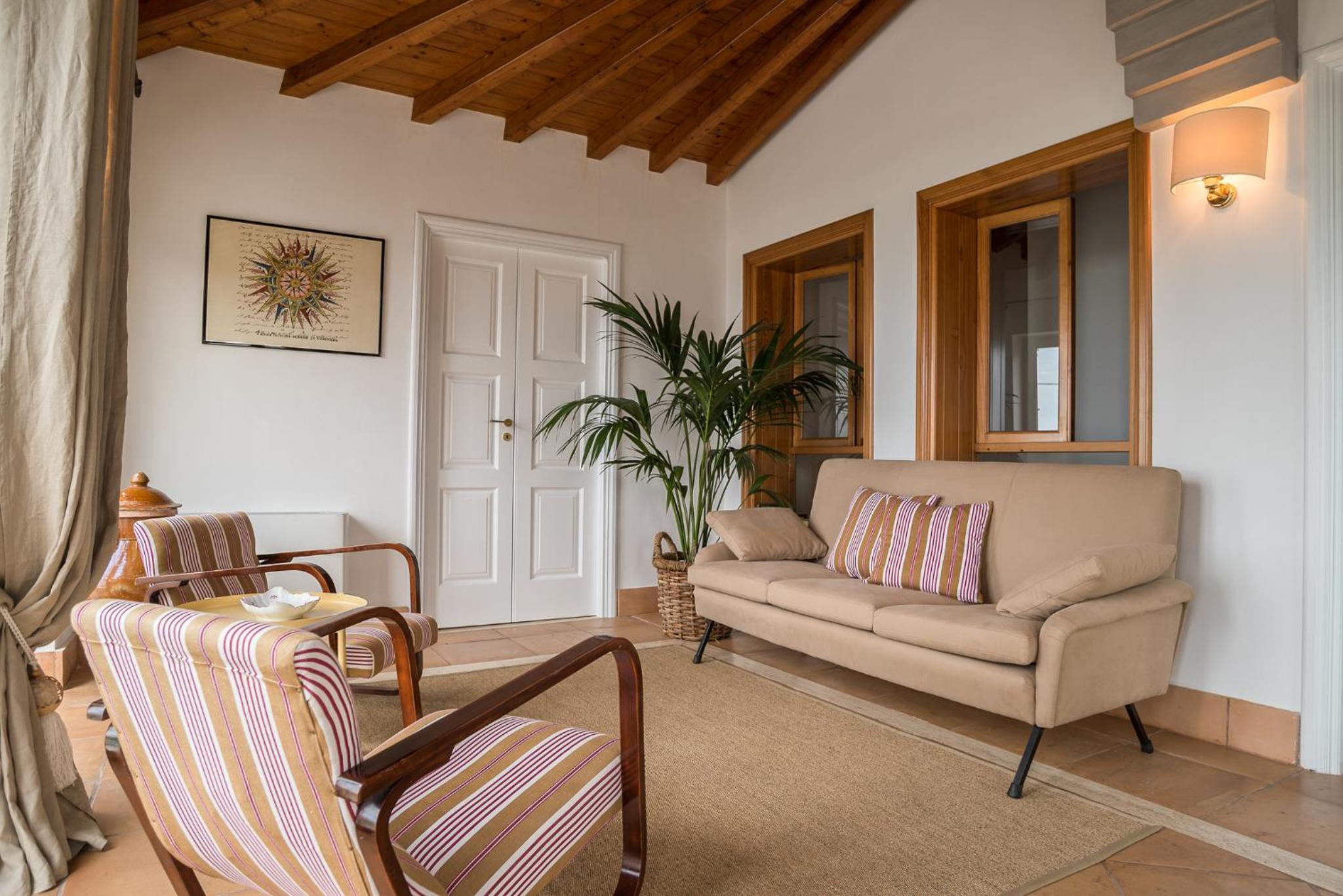 Junior Suite with Sea View - Photo 4