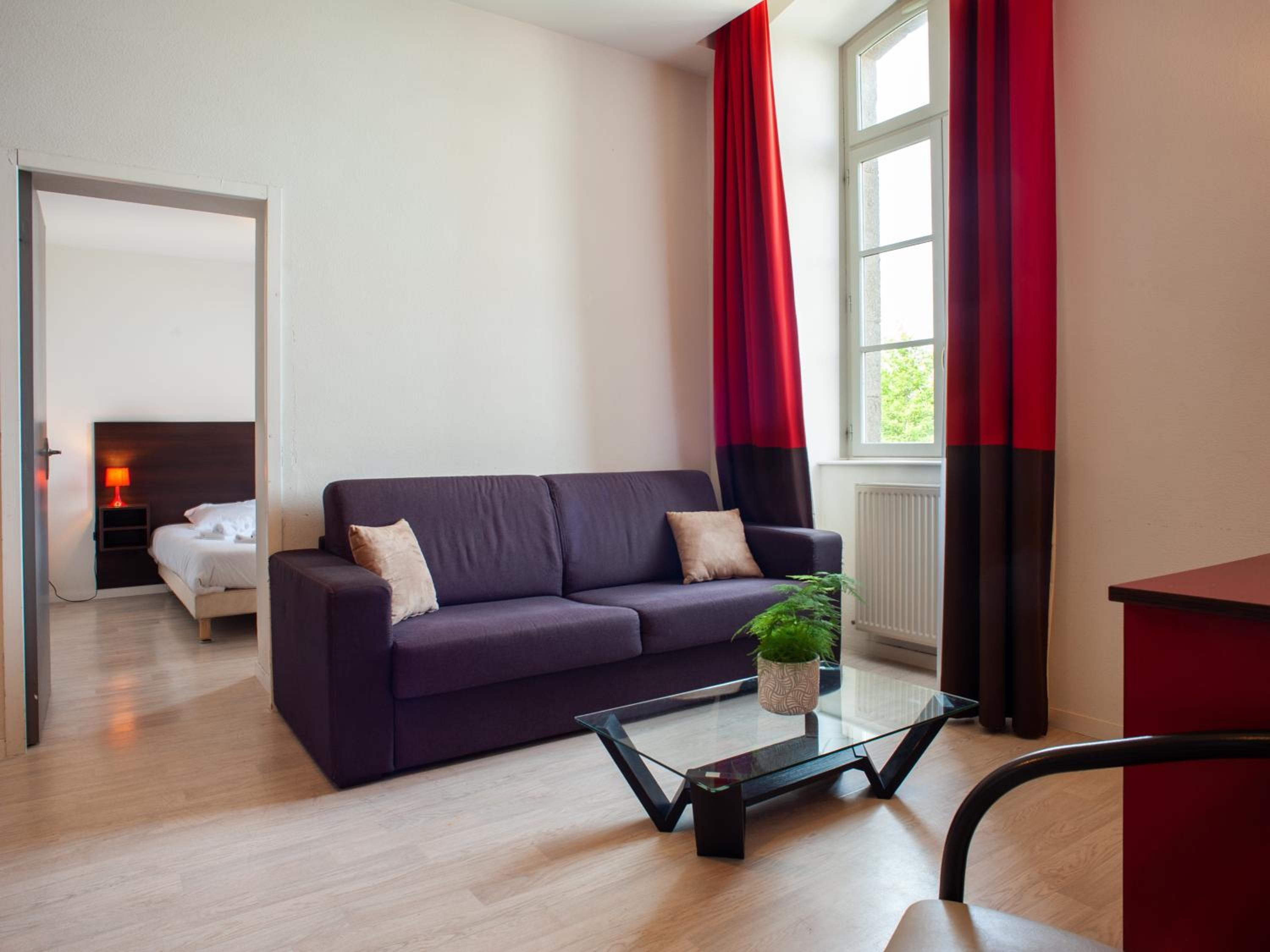 One-Bedroom Apartment (6 Adults) - Photo 4