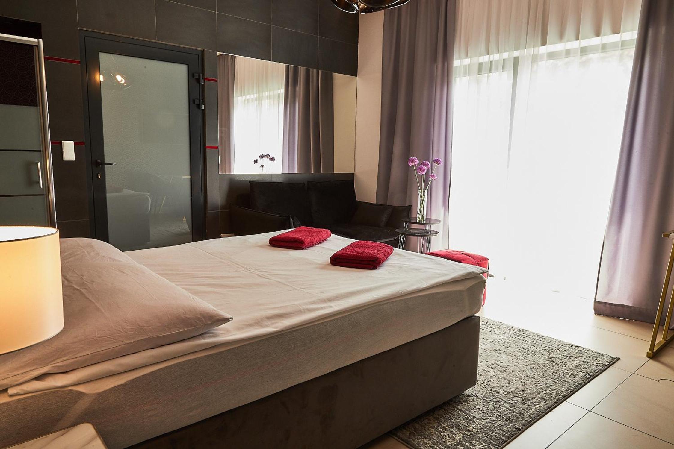 Deluxe Double Room with Shower photo 1