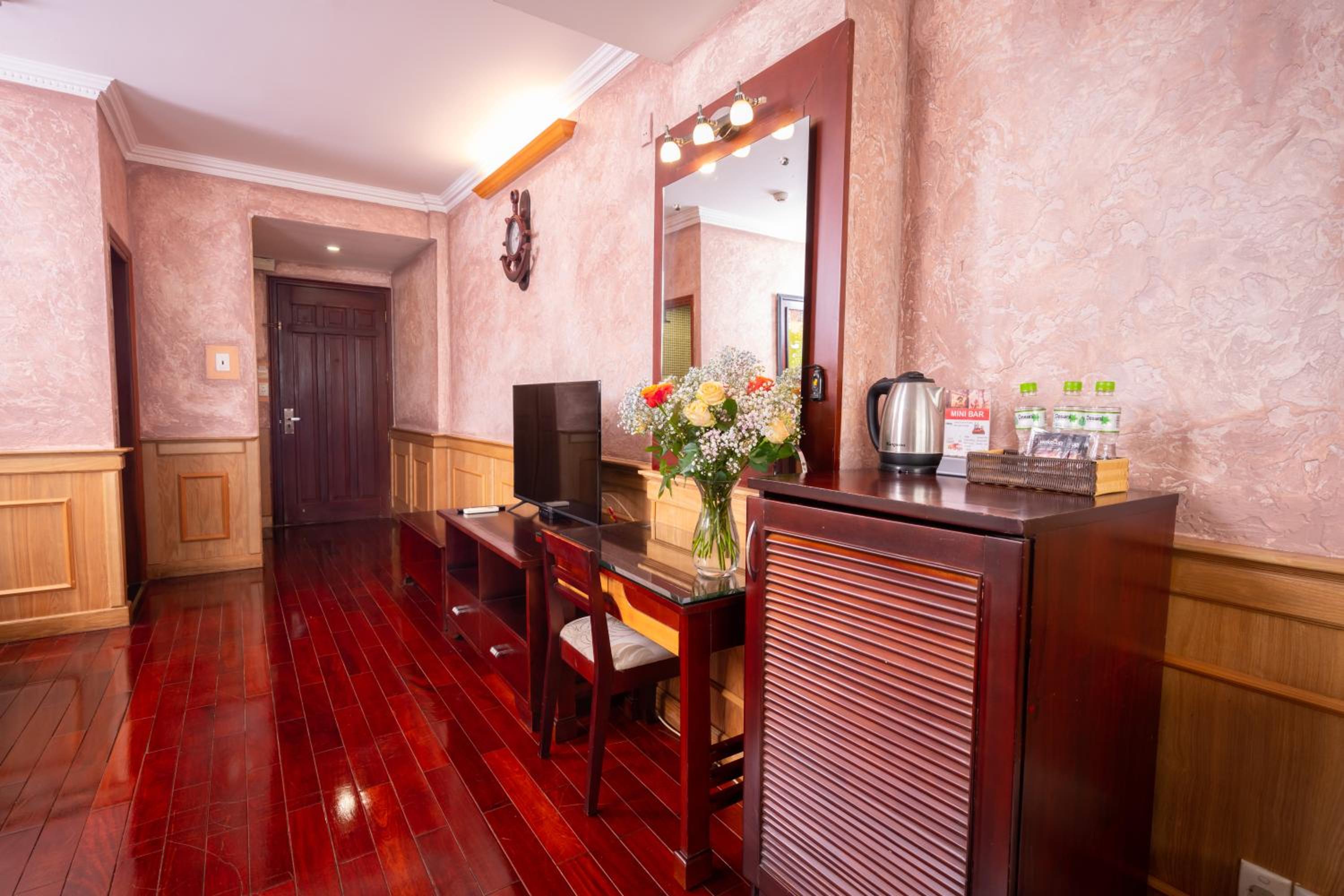 VIP room photo 2