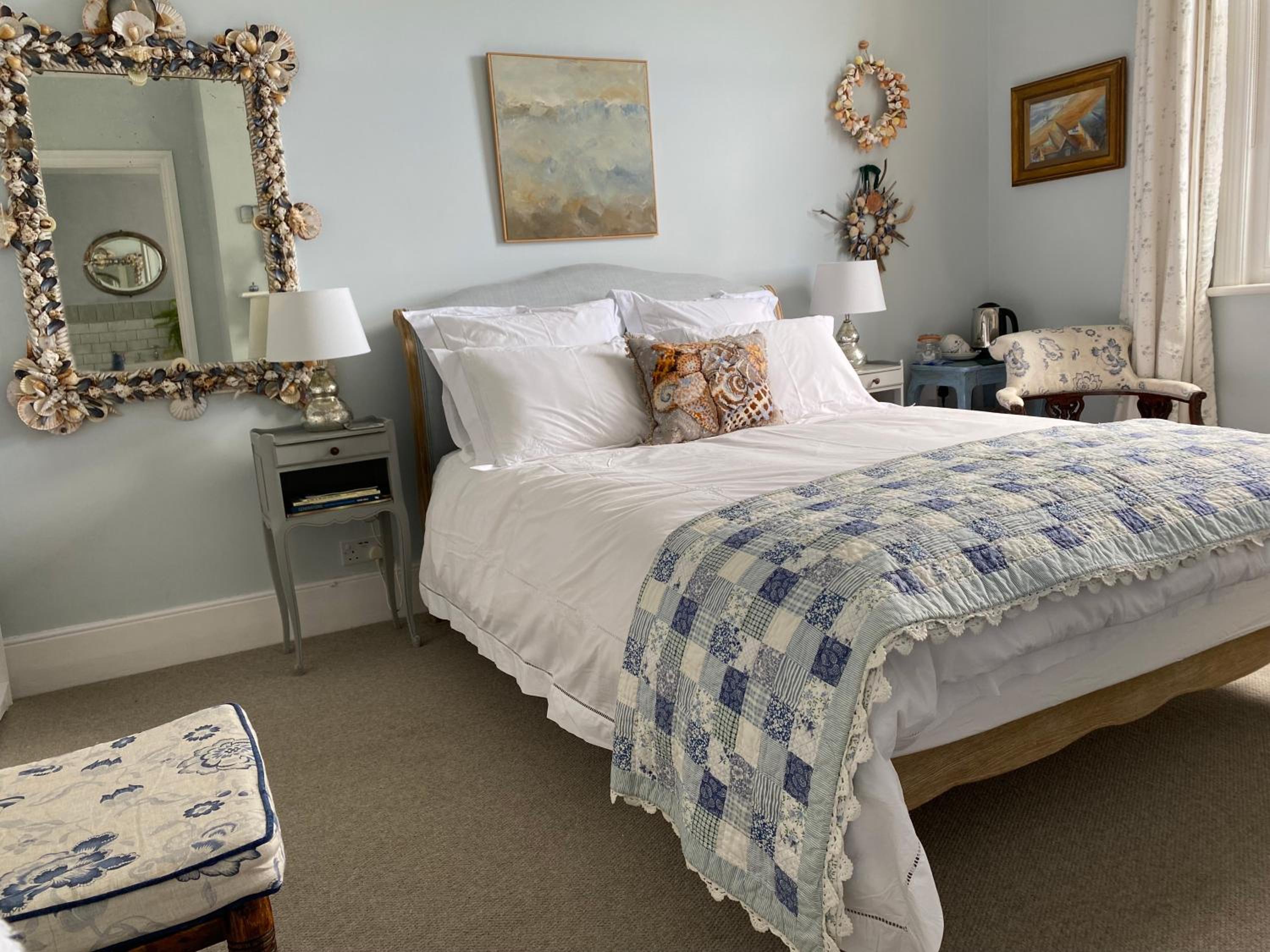 Deluxe King Room - Photo 1