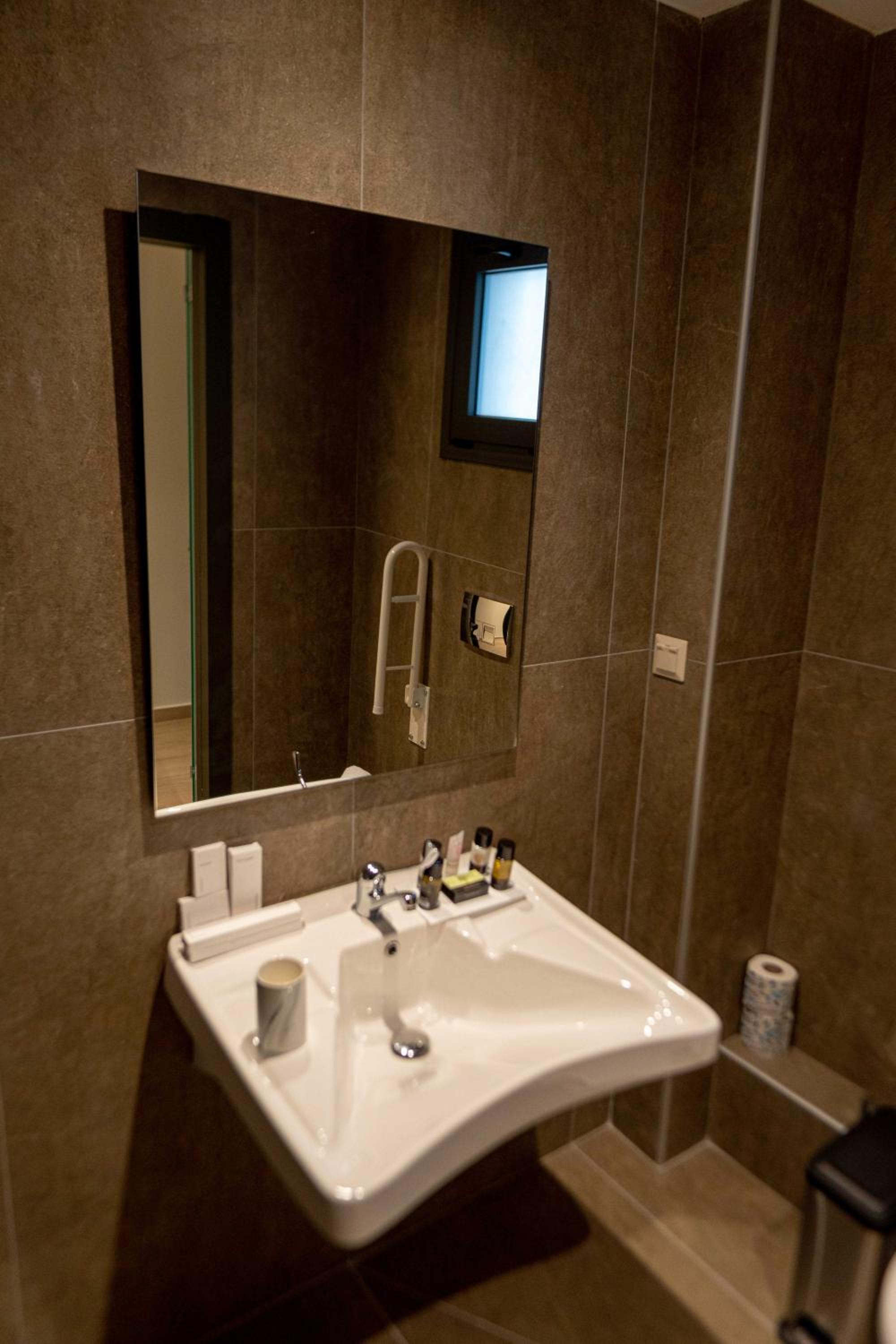 Mirror Hotel, Zdjęcie 11