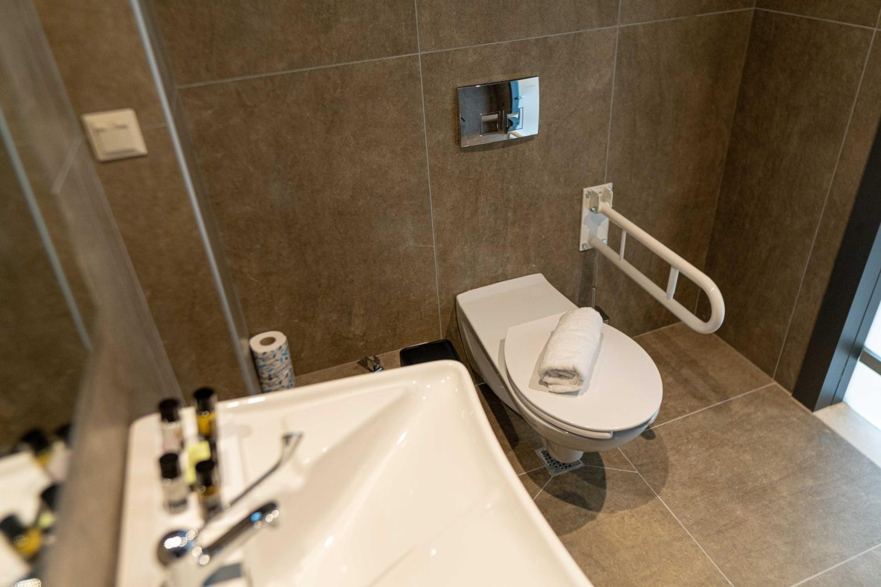 Mirror Hotel, Zdjęcie 7