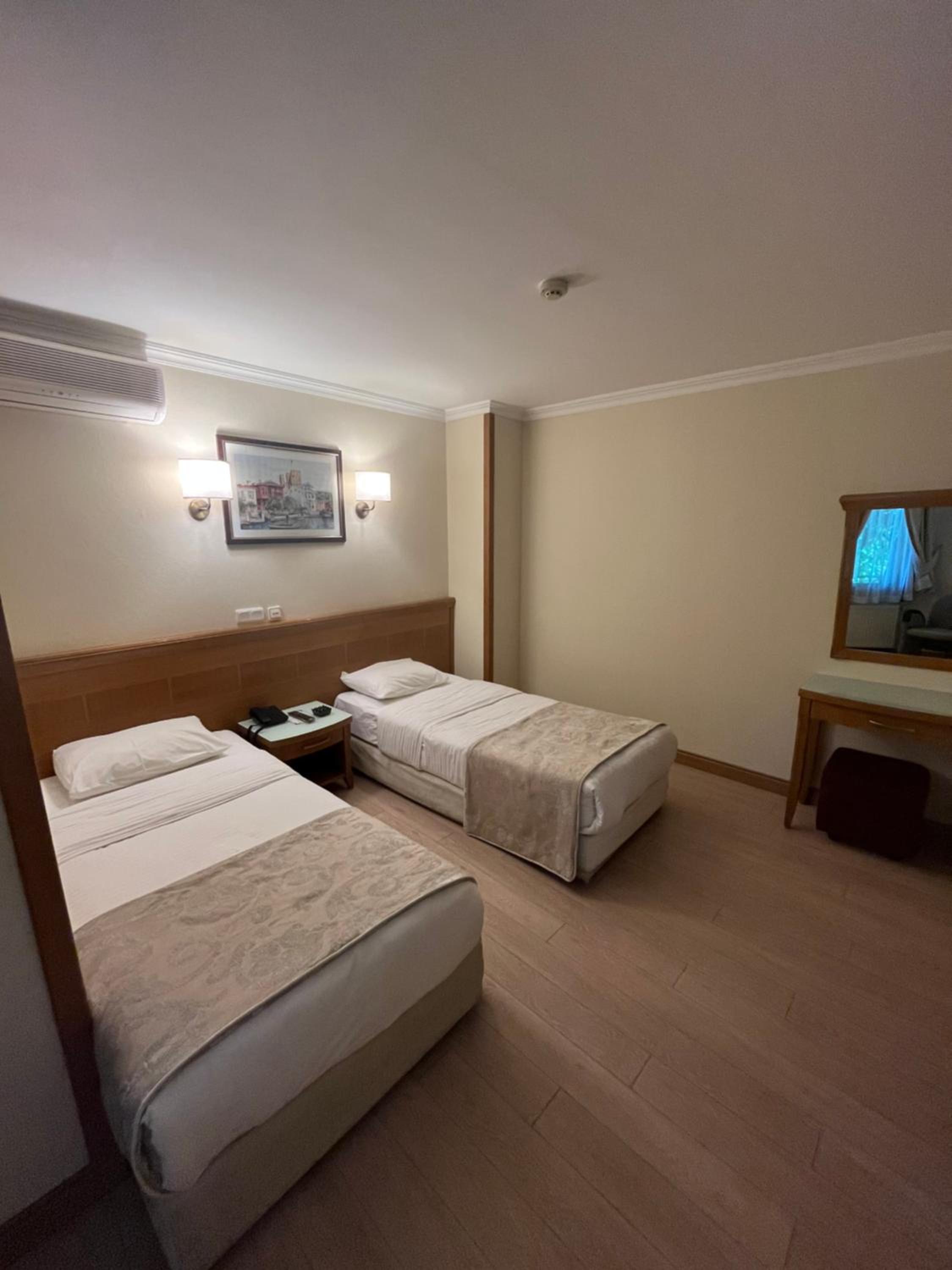 Single Room photo 1