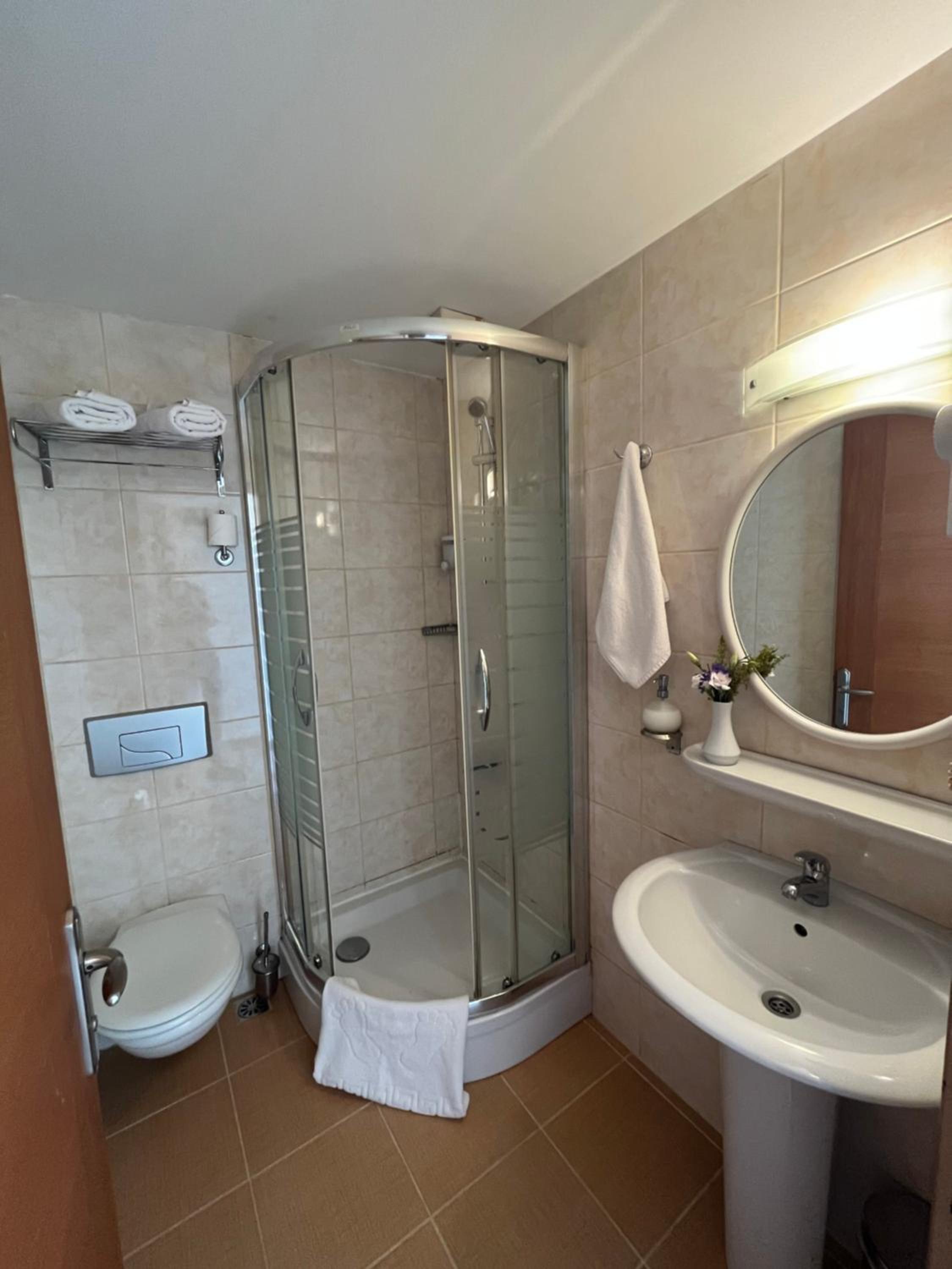 Single Room photo 2