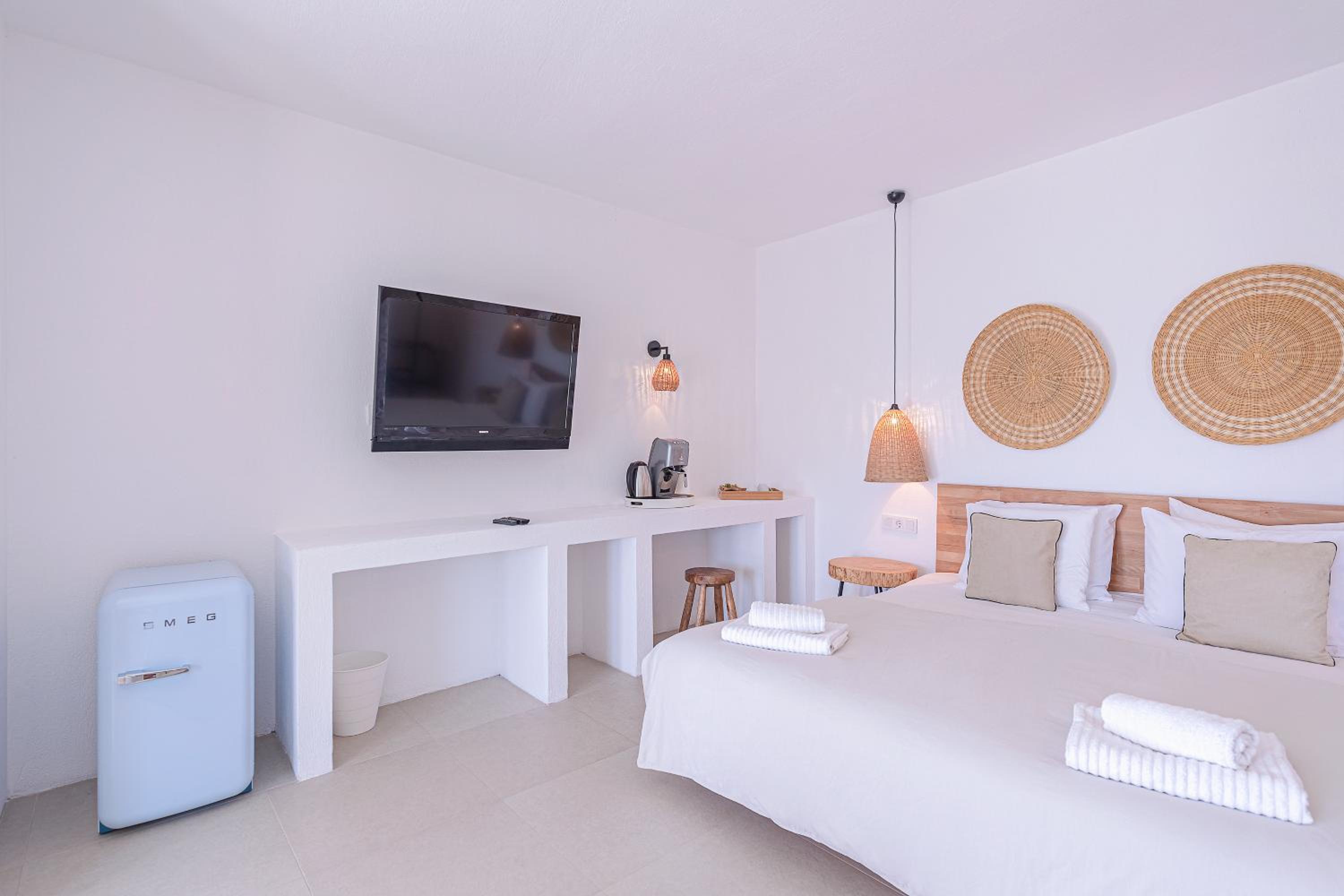 Junior Suite with Sea View - Photo 4