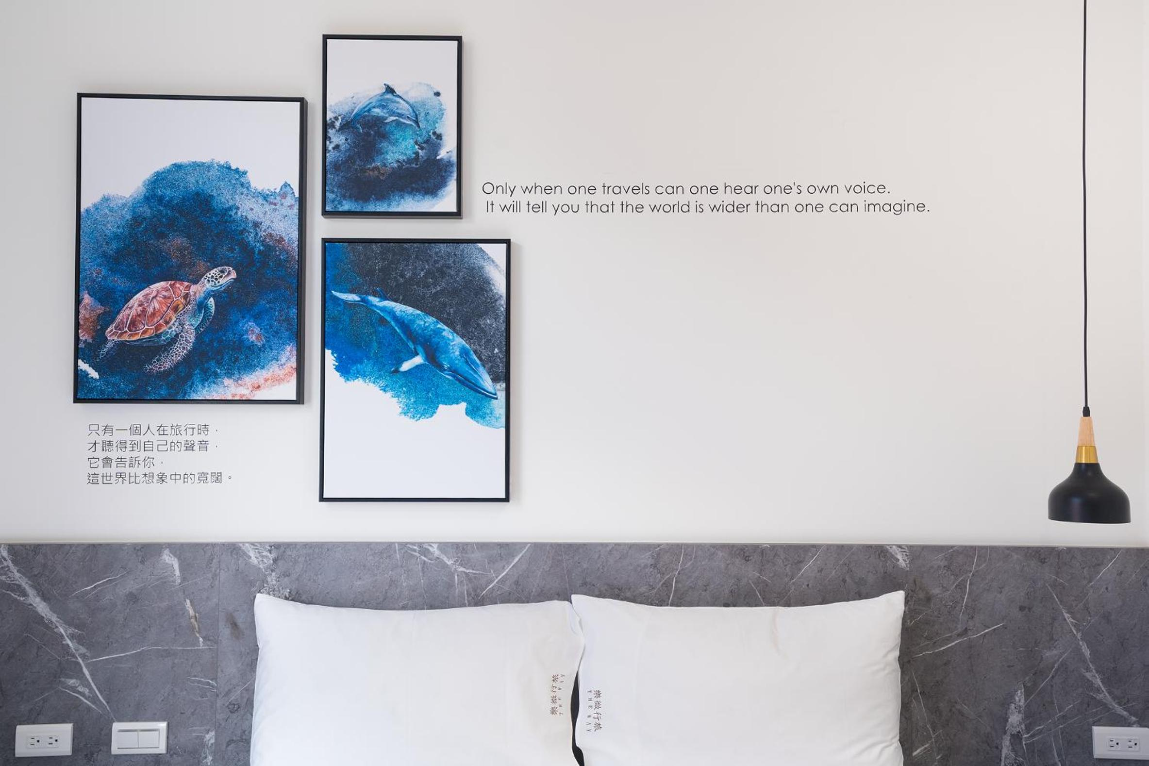 Standard Double Room - Photo 11