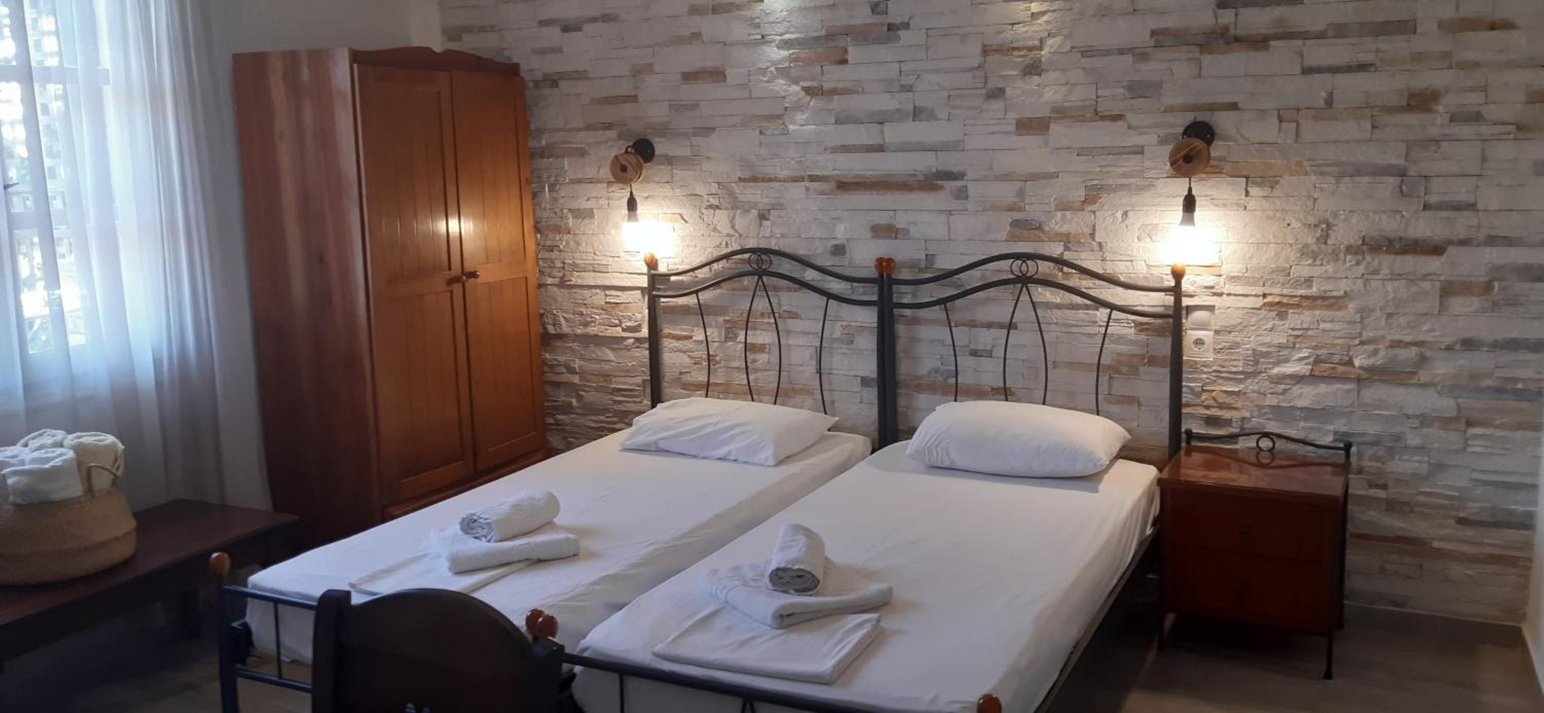 2-Room Apartment (5Adults)