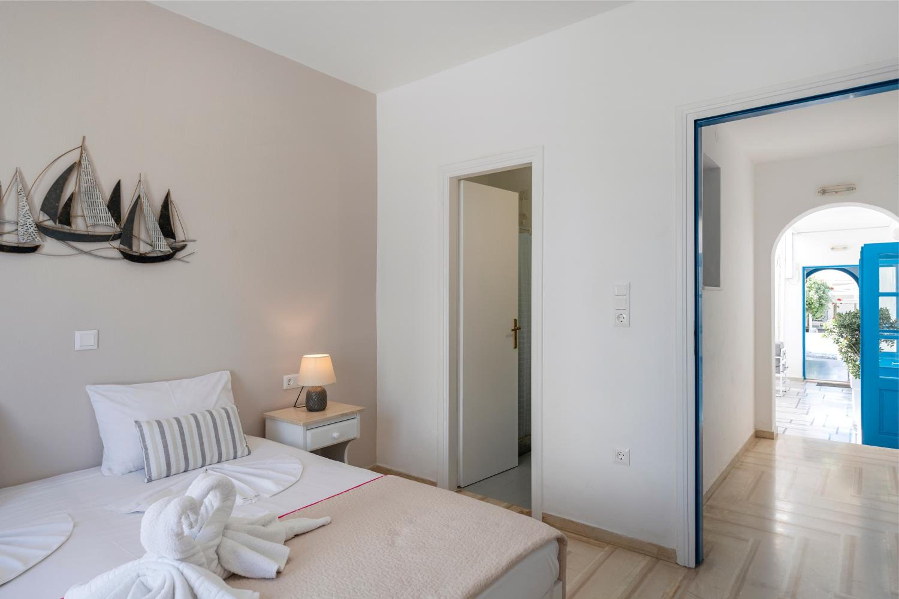 Double or Twin Room - Photo 33