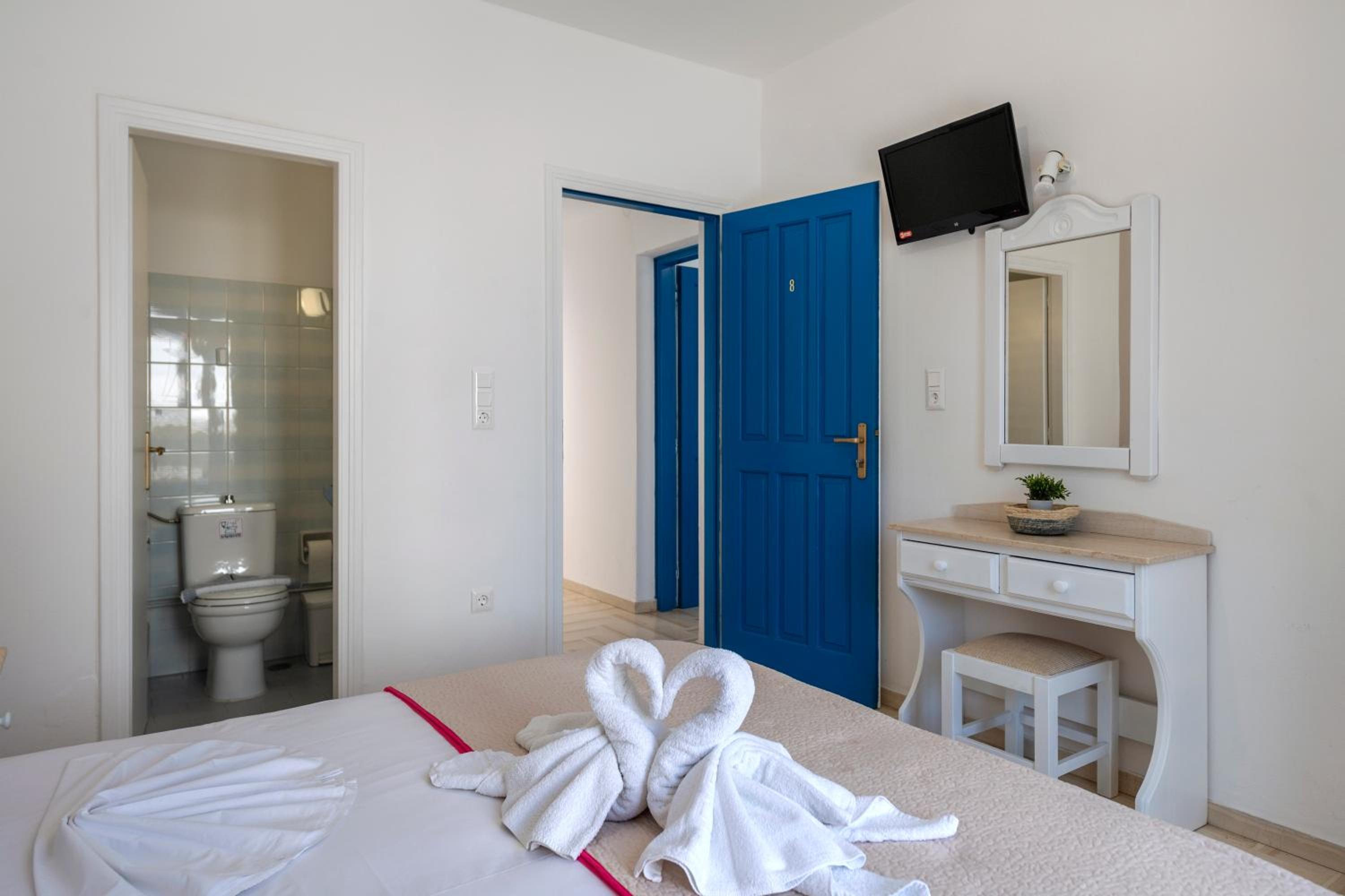 Double or Twin Room - Photo 30