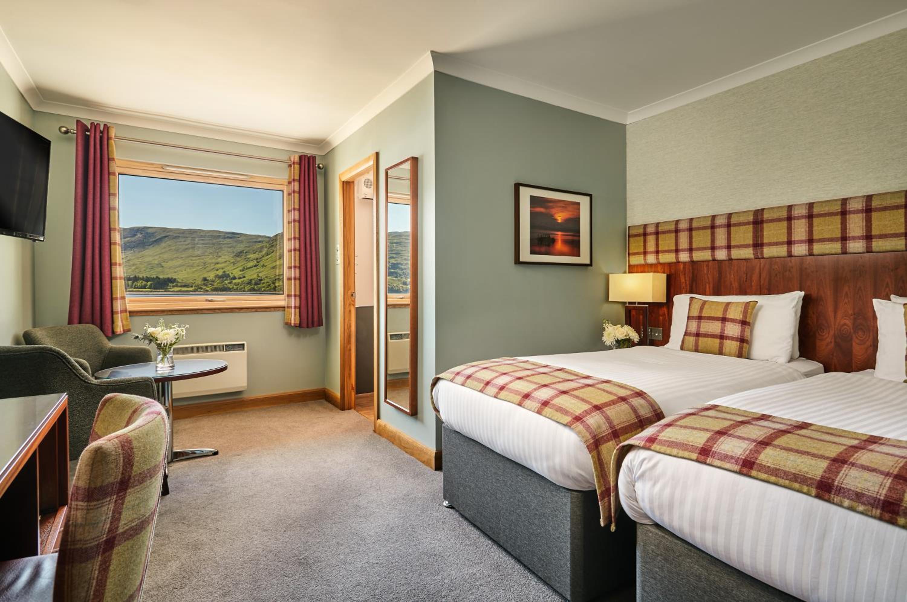 Twin Room with View - Photo 1