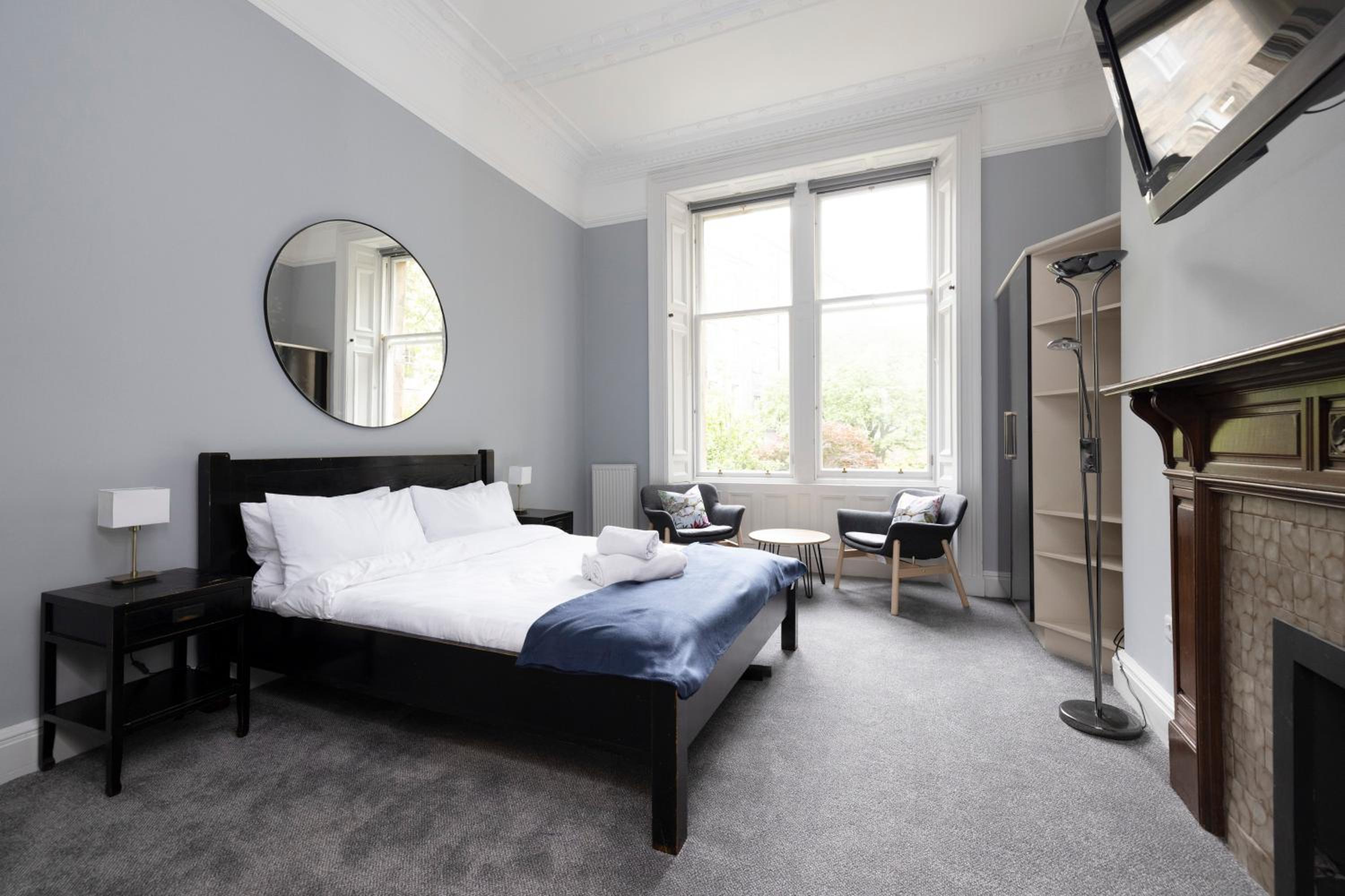 Standard Double Room thumbnail 6