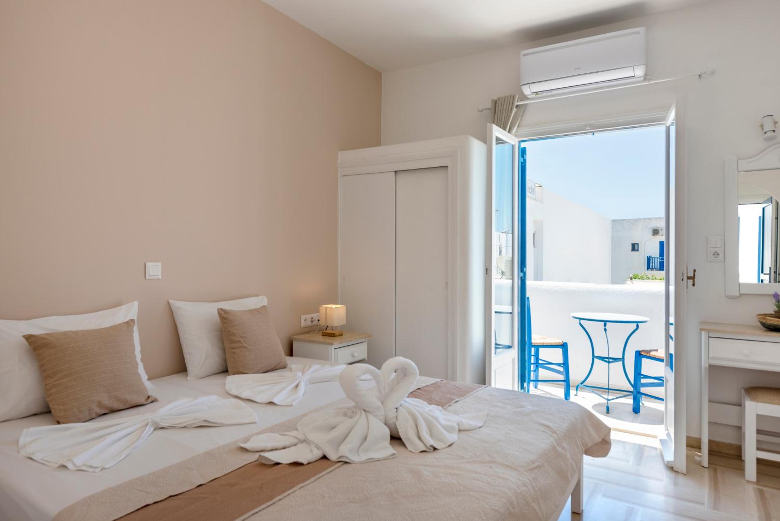 Double or Twin Room - Photo 21
