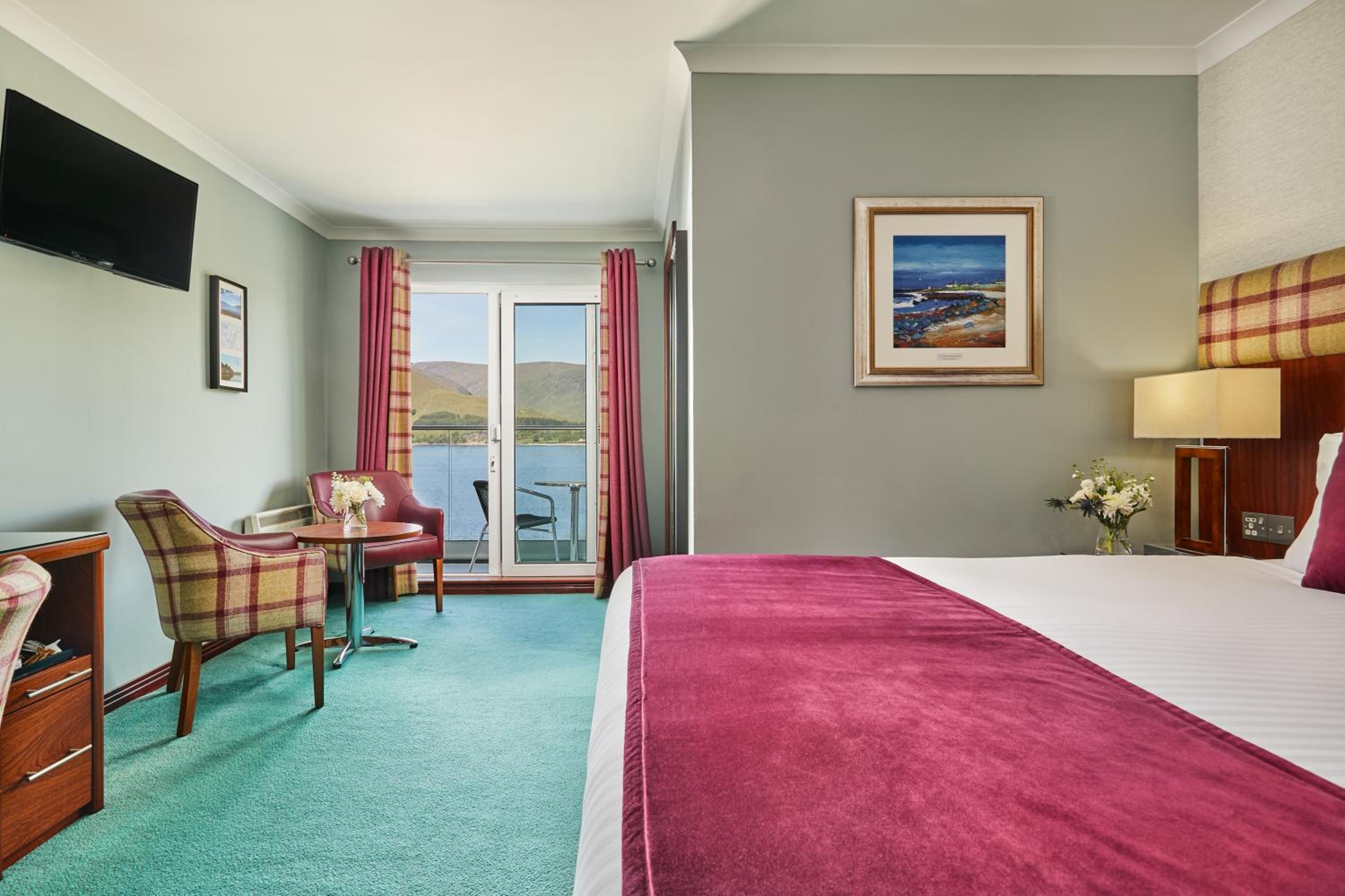King Room with Balcony - Photo 1