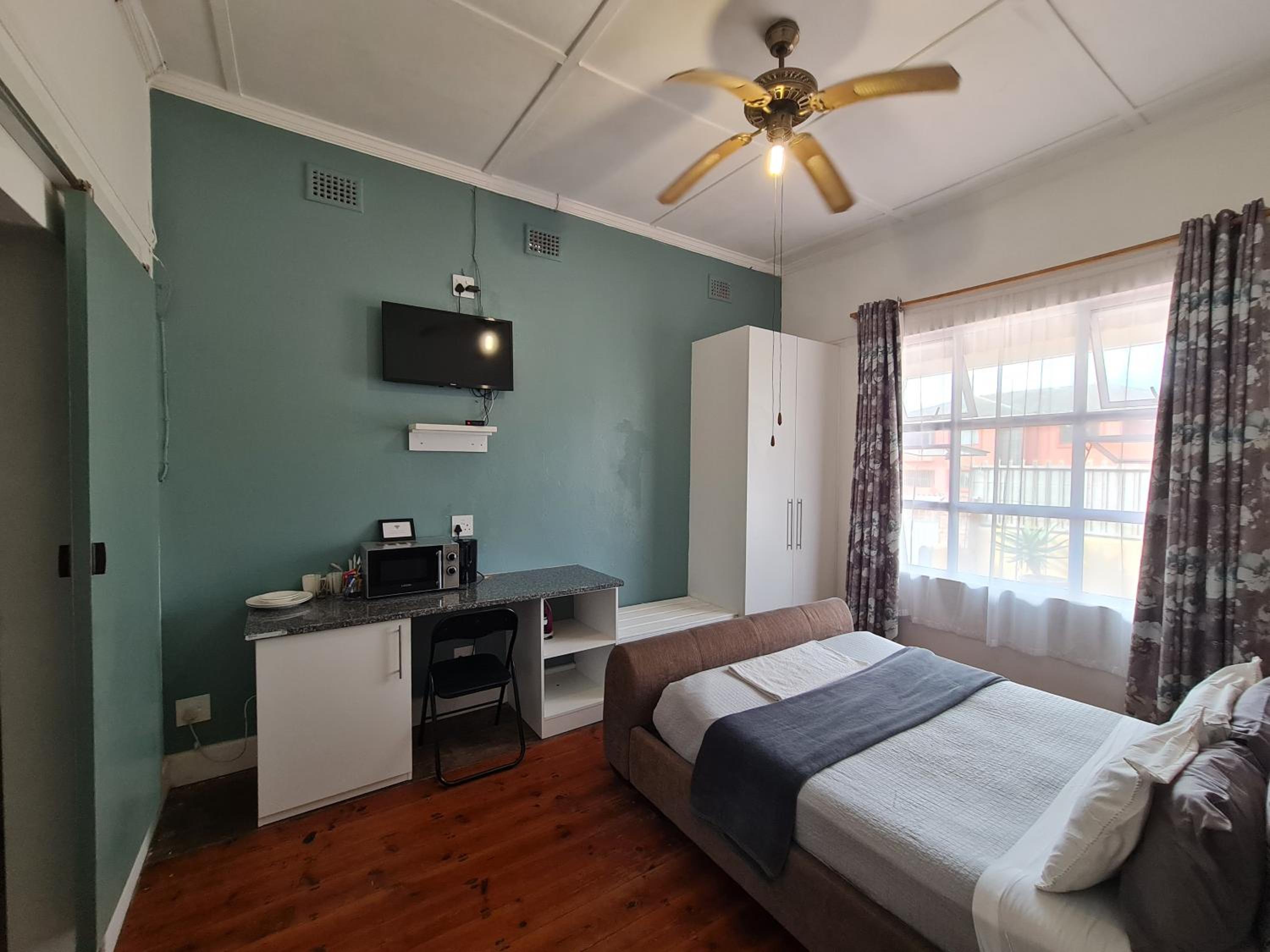 Double Room - Photo 4