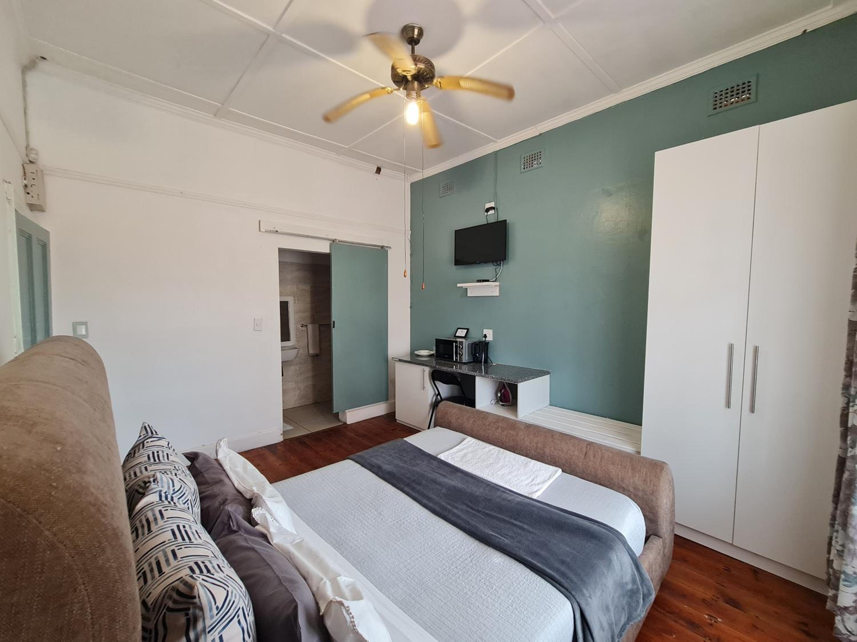Double Room - Photo 1