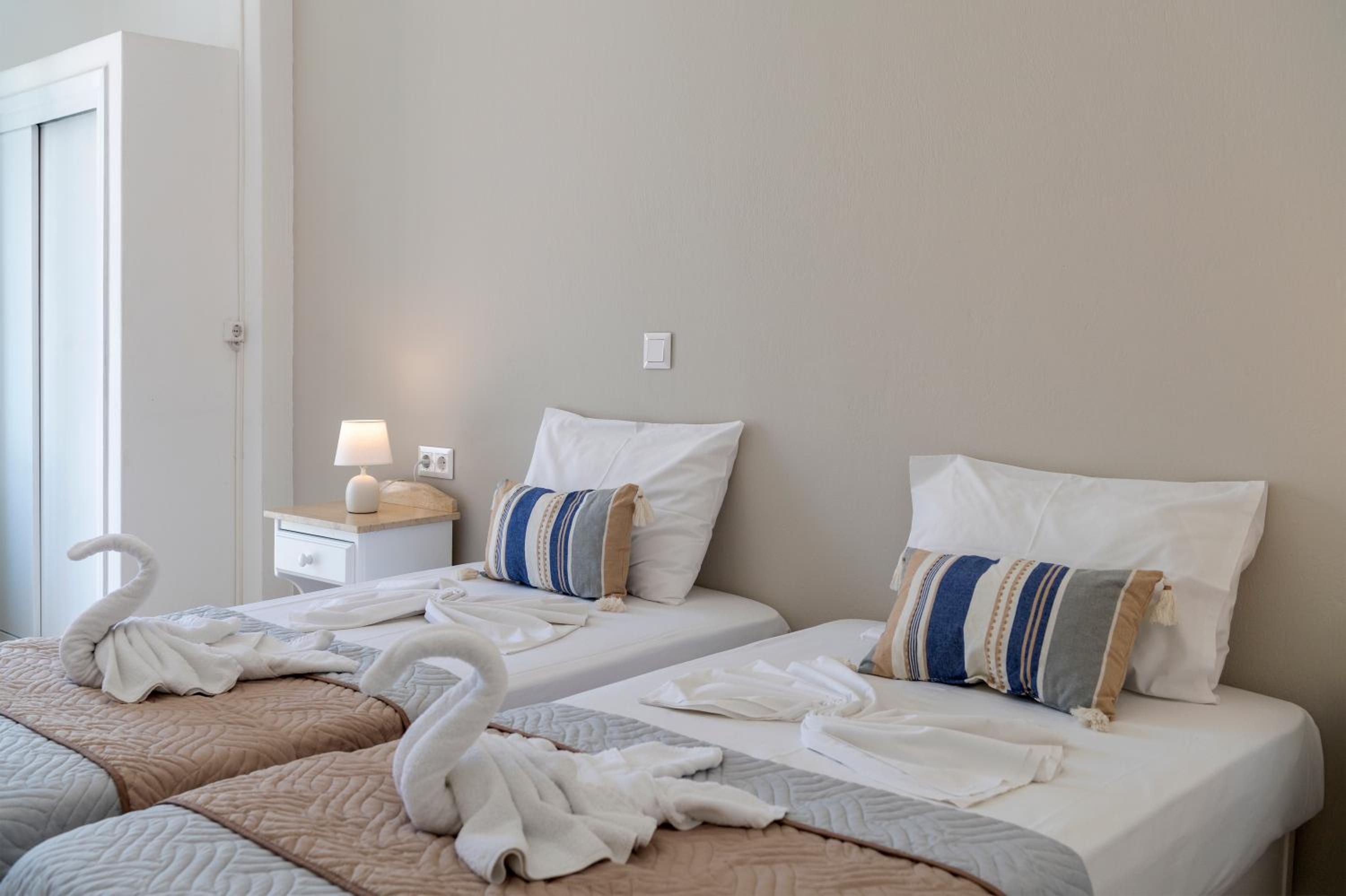 Triple Room - Photo 2