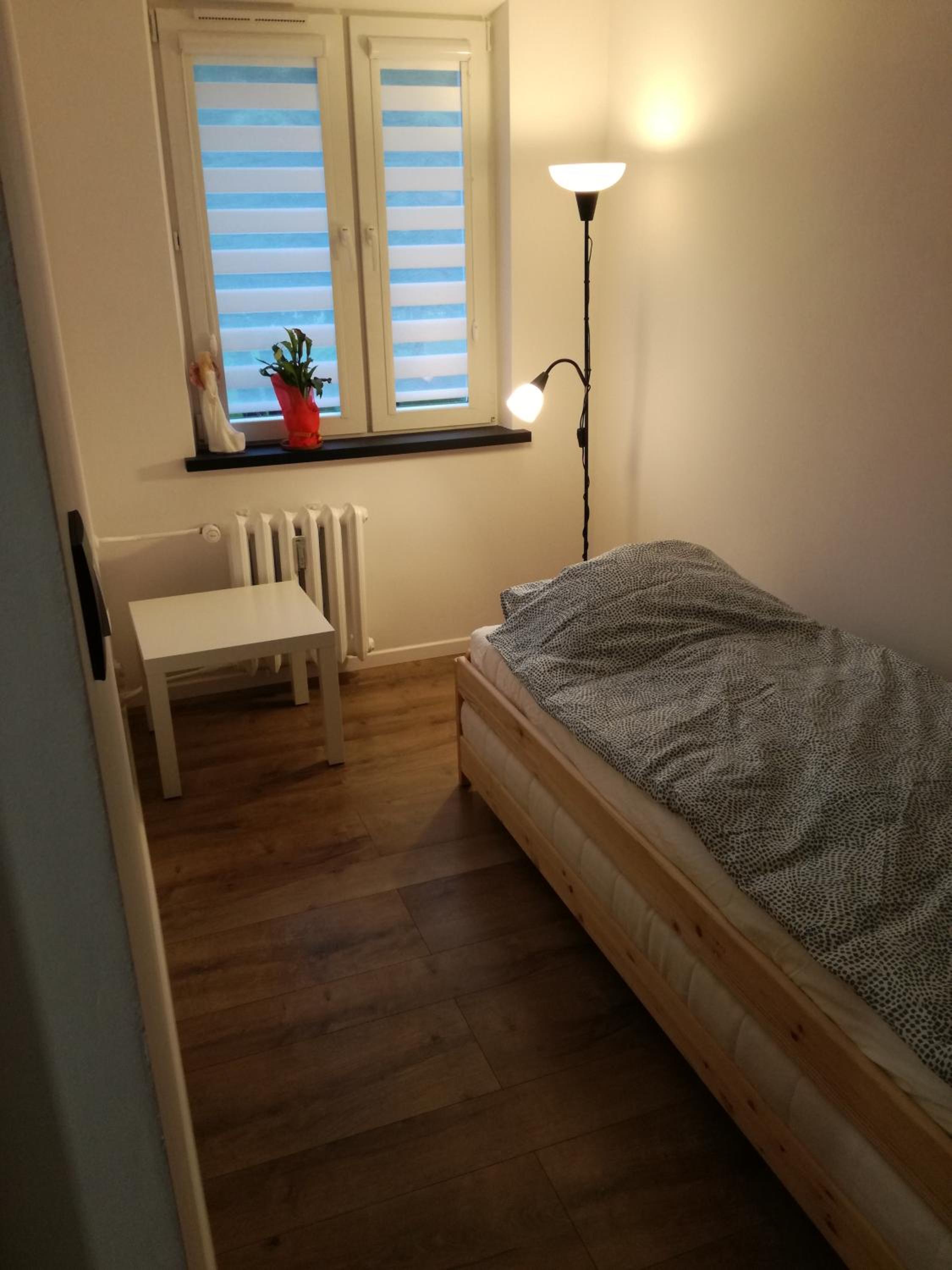 One-Bedroom Apartment - Photo 5