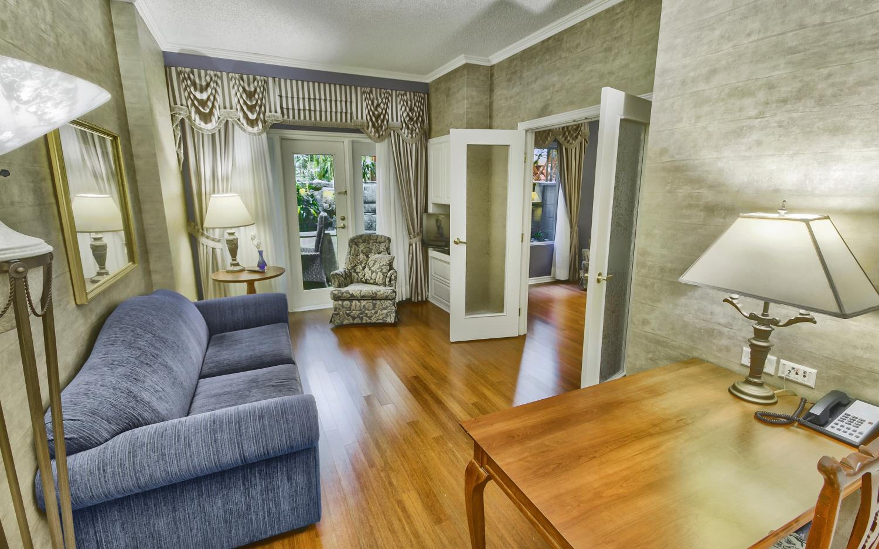 Suite, 1 Queen Bed and Sofa-Bed (Interior) photo 3