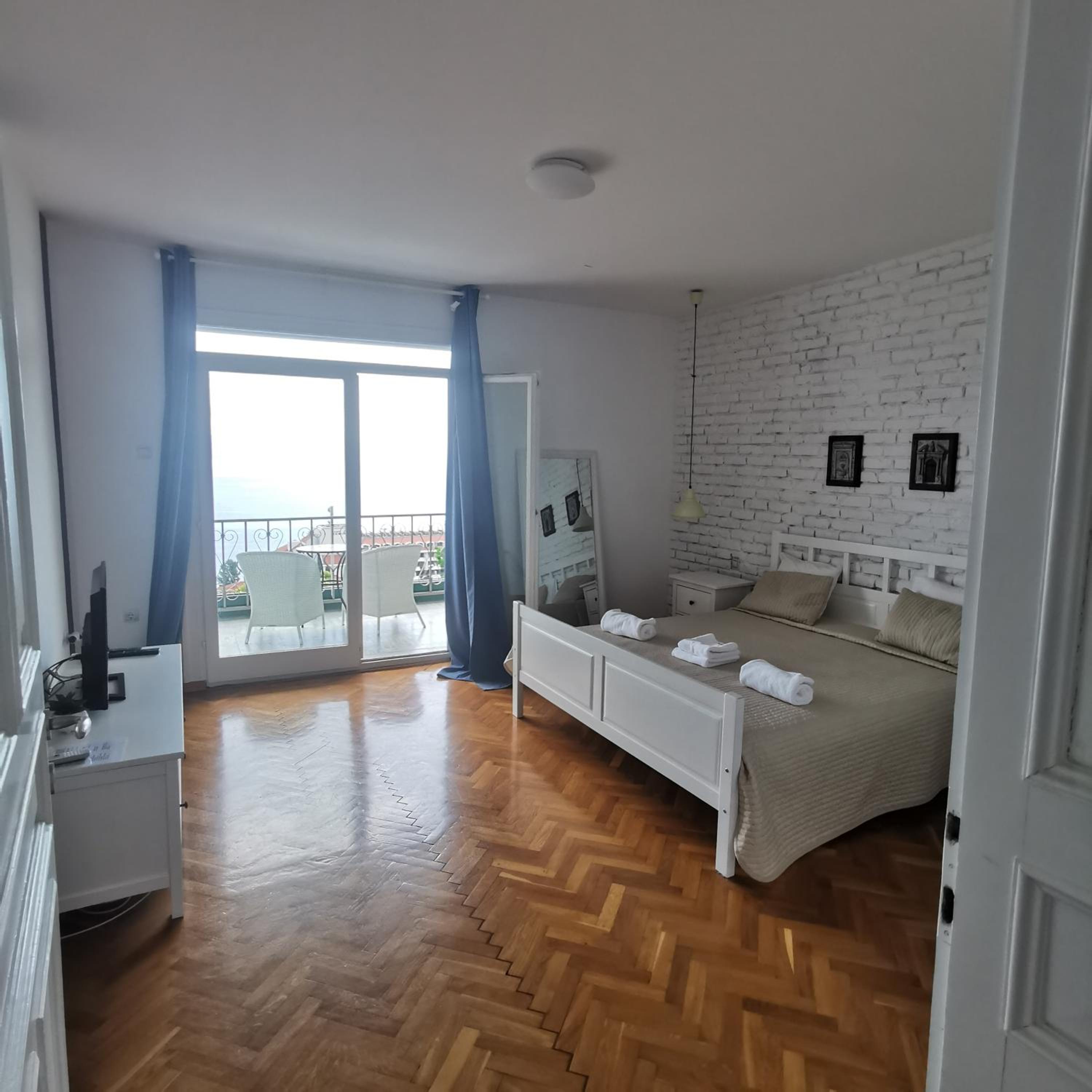Apartment with Sea View photo 1