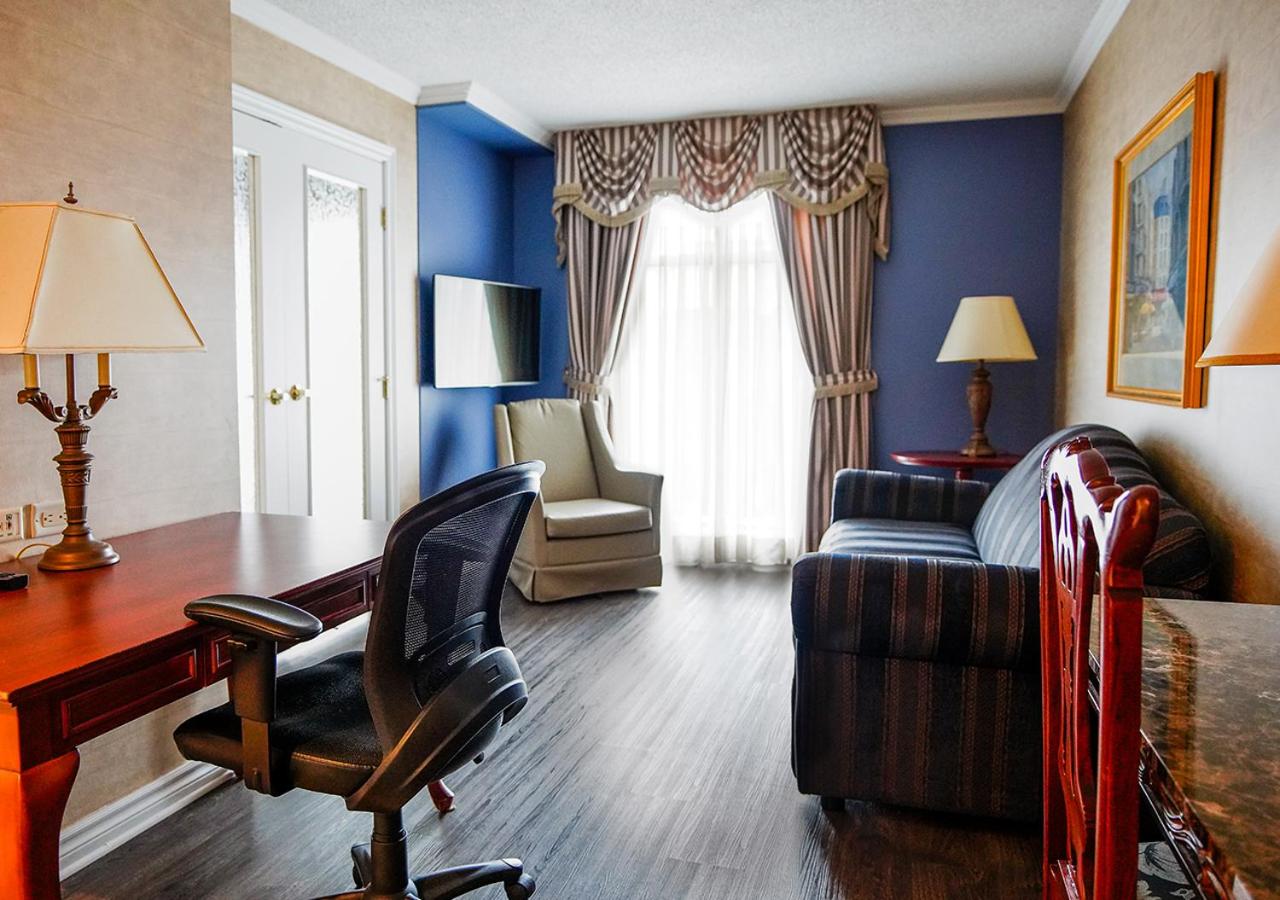 Exterior View Suite, 1 Queen Bed and Sofa-Bed photo 3