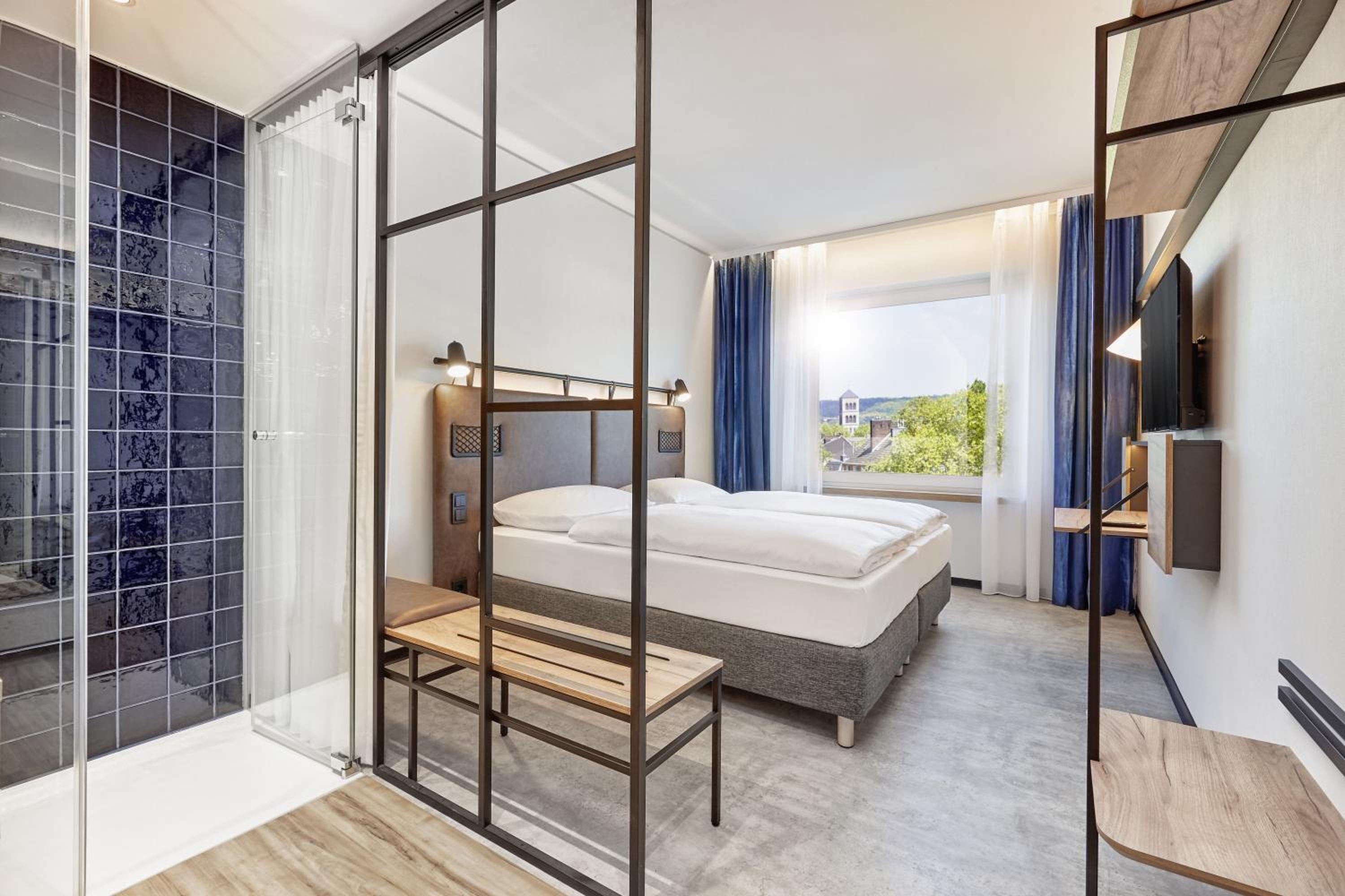 Standard Double Room - Photo 1