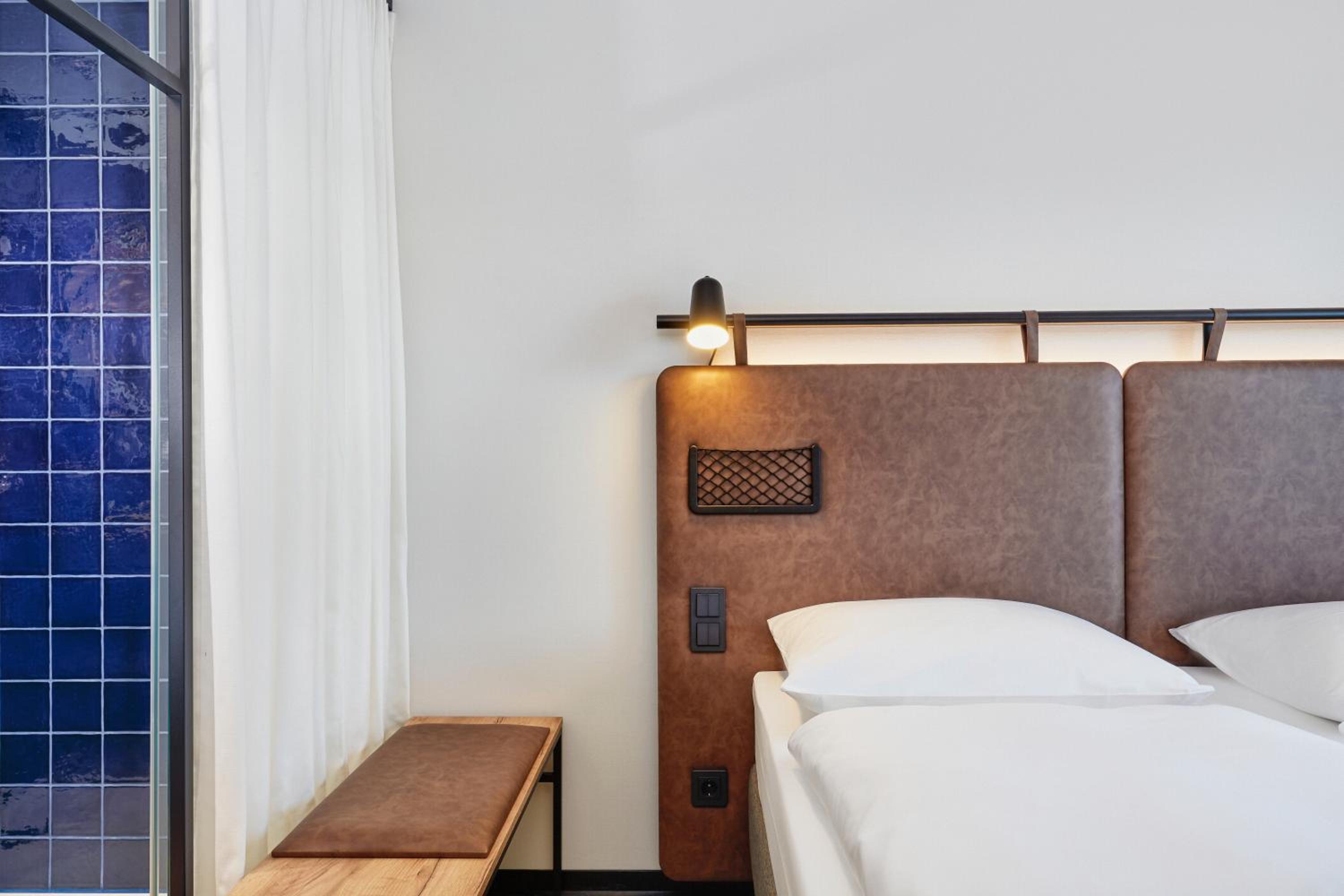 Standard Double Room - Photo 4