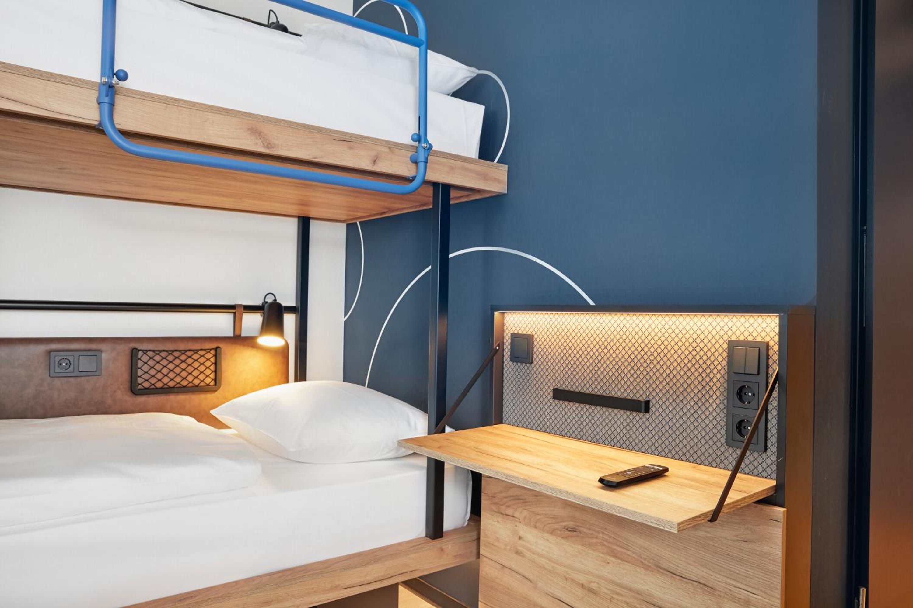 Quadruple Room - Photo 6