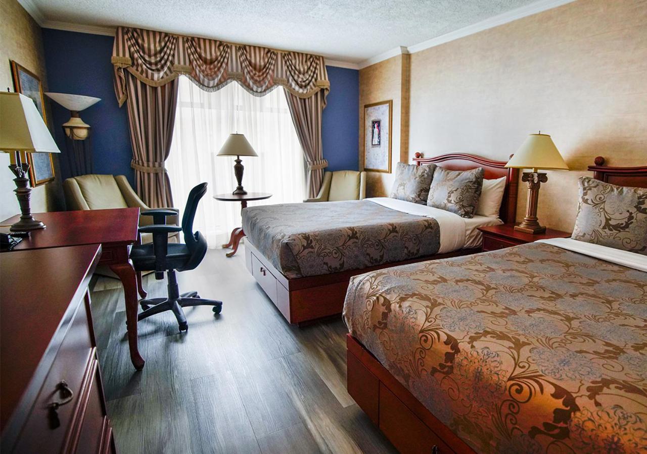 Classic Room, 2 Double Beds photo 3