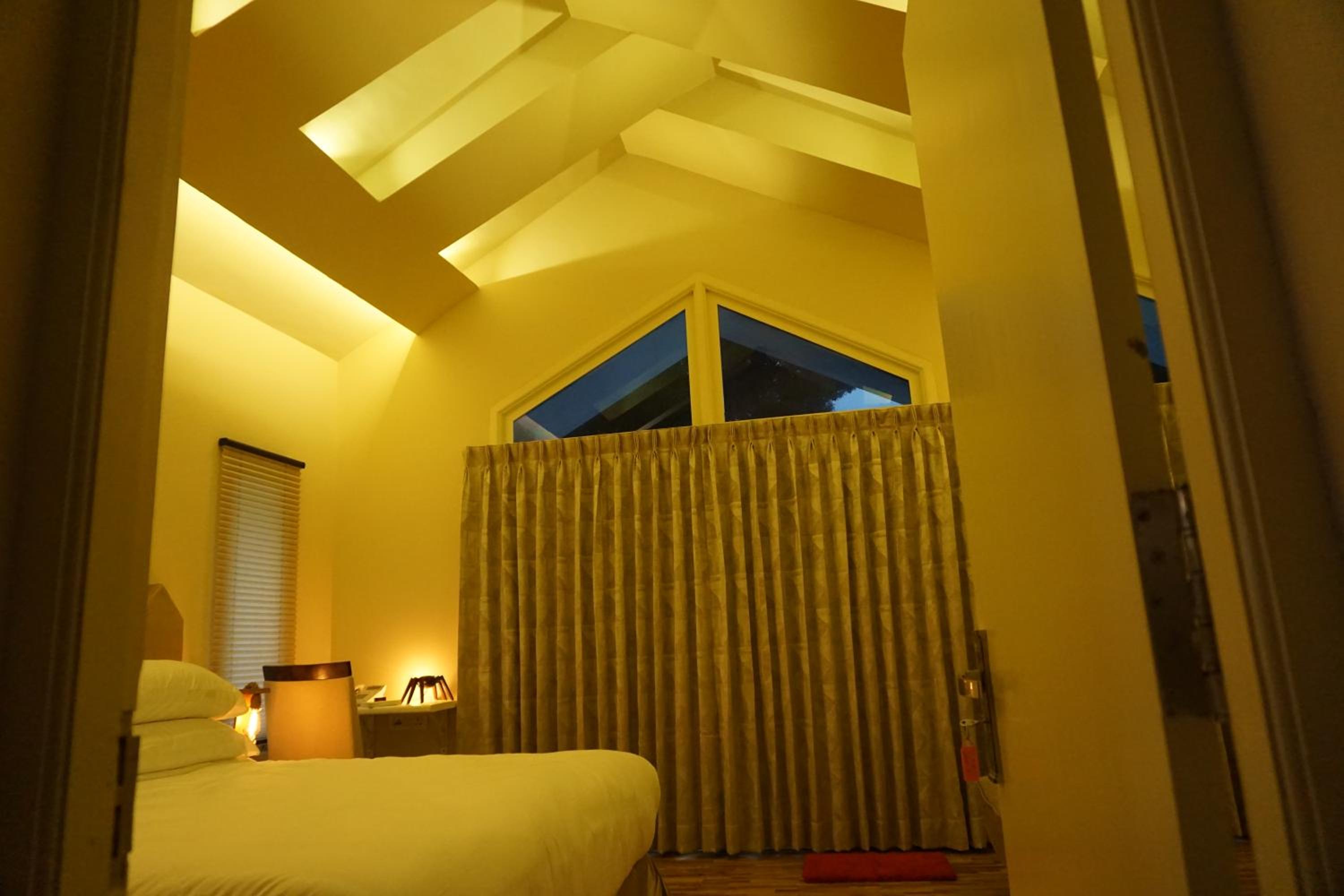 King Room with Mountain View - Photo 5