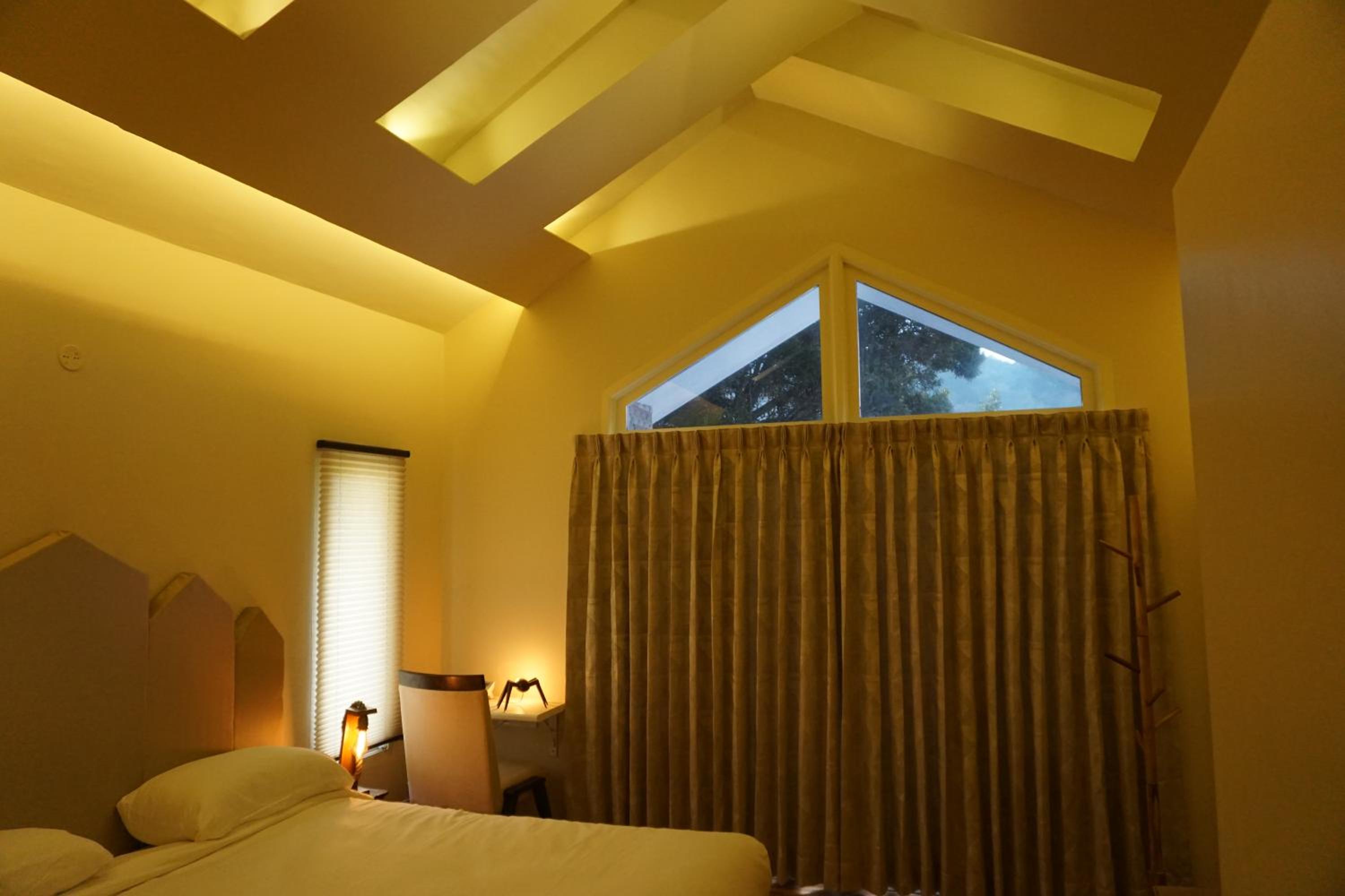 King Room with Mountain View - Photo 6