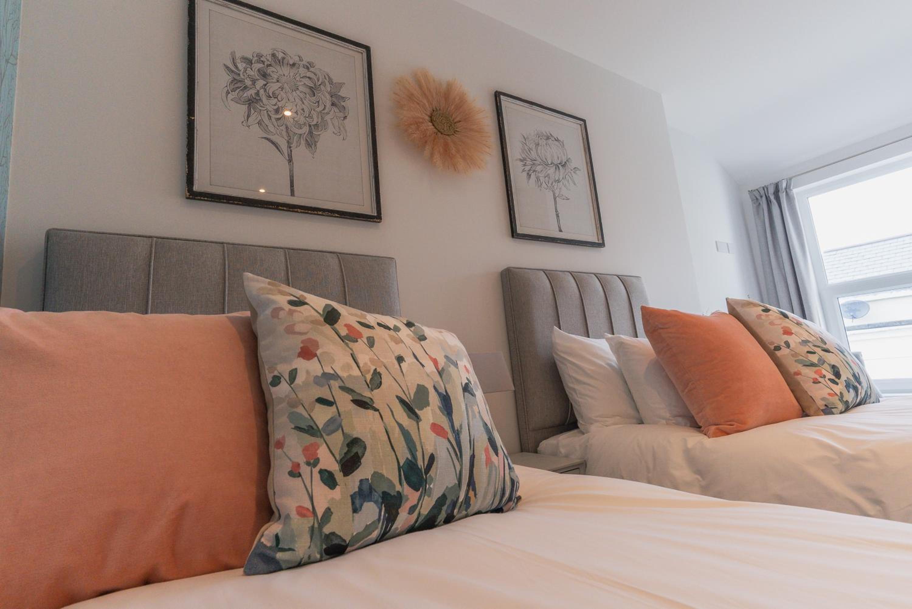 Double or Twin Room photo 2