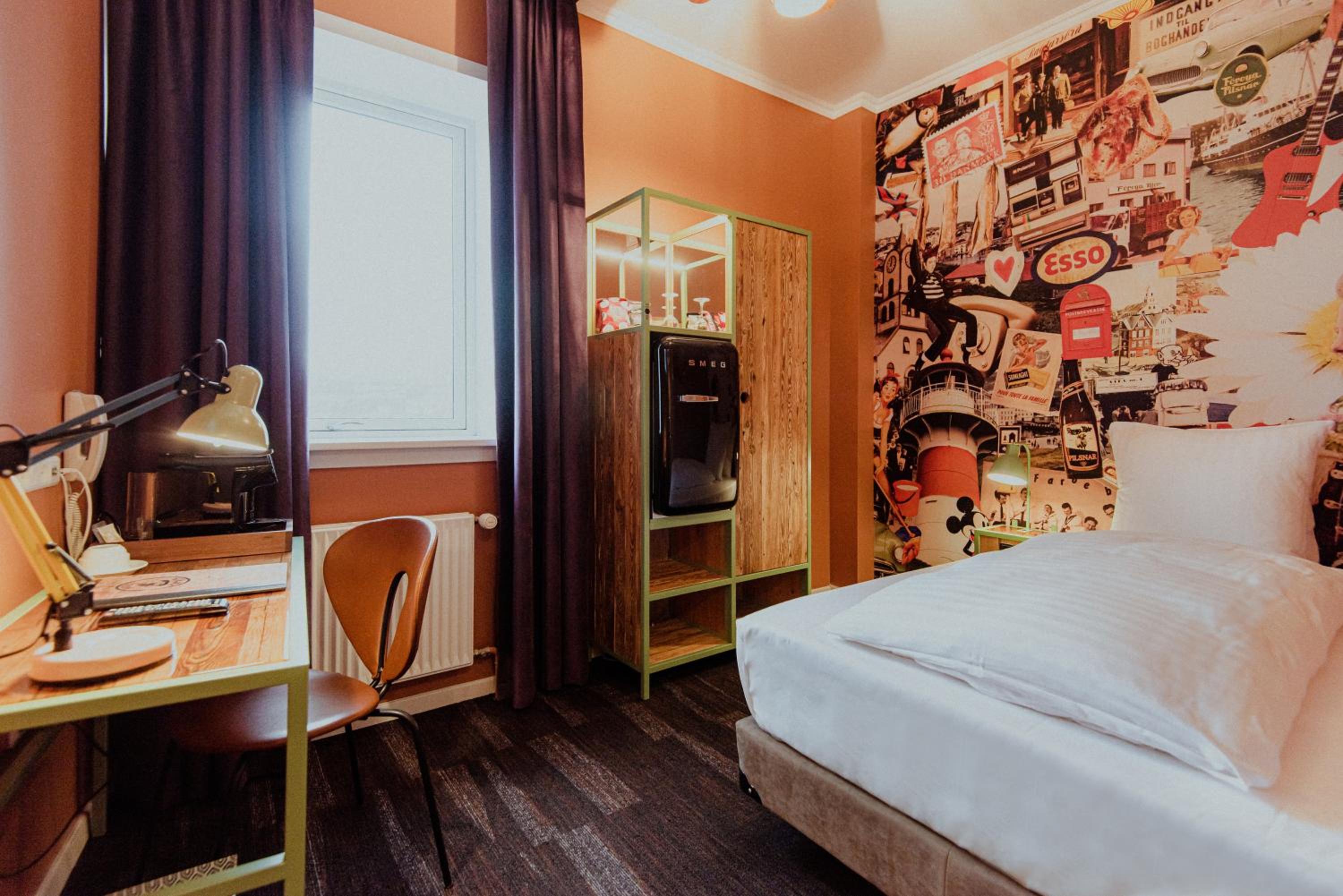 Classic Single Room