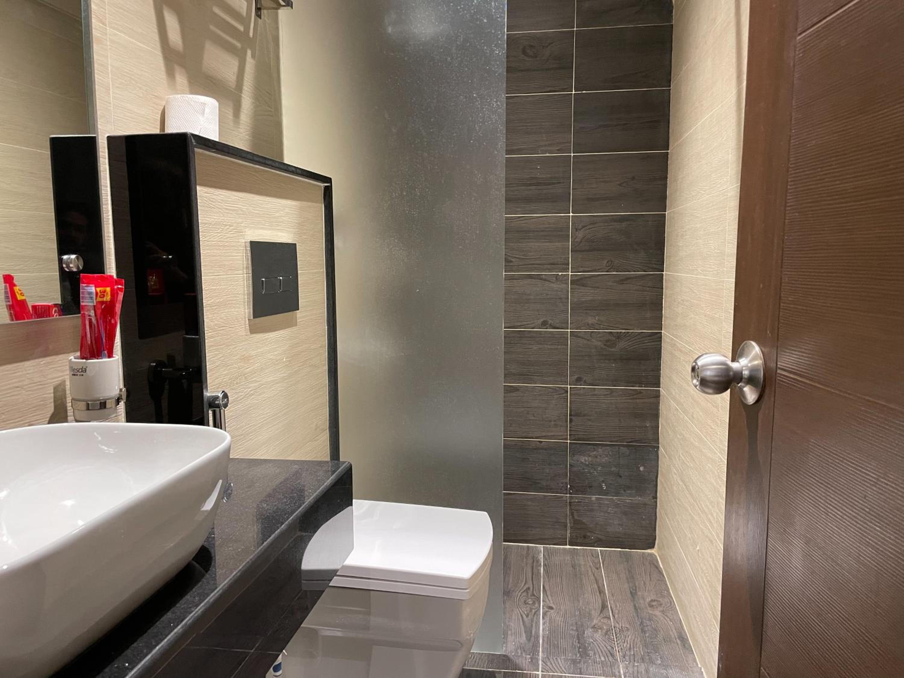 Two-Bedroom Suite photo 3