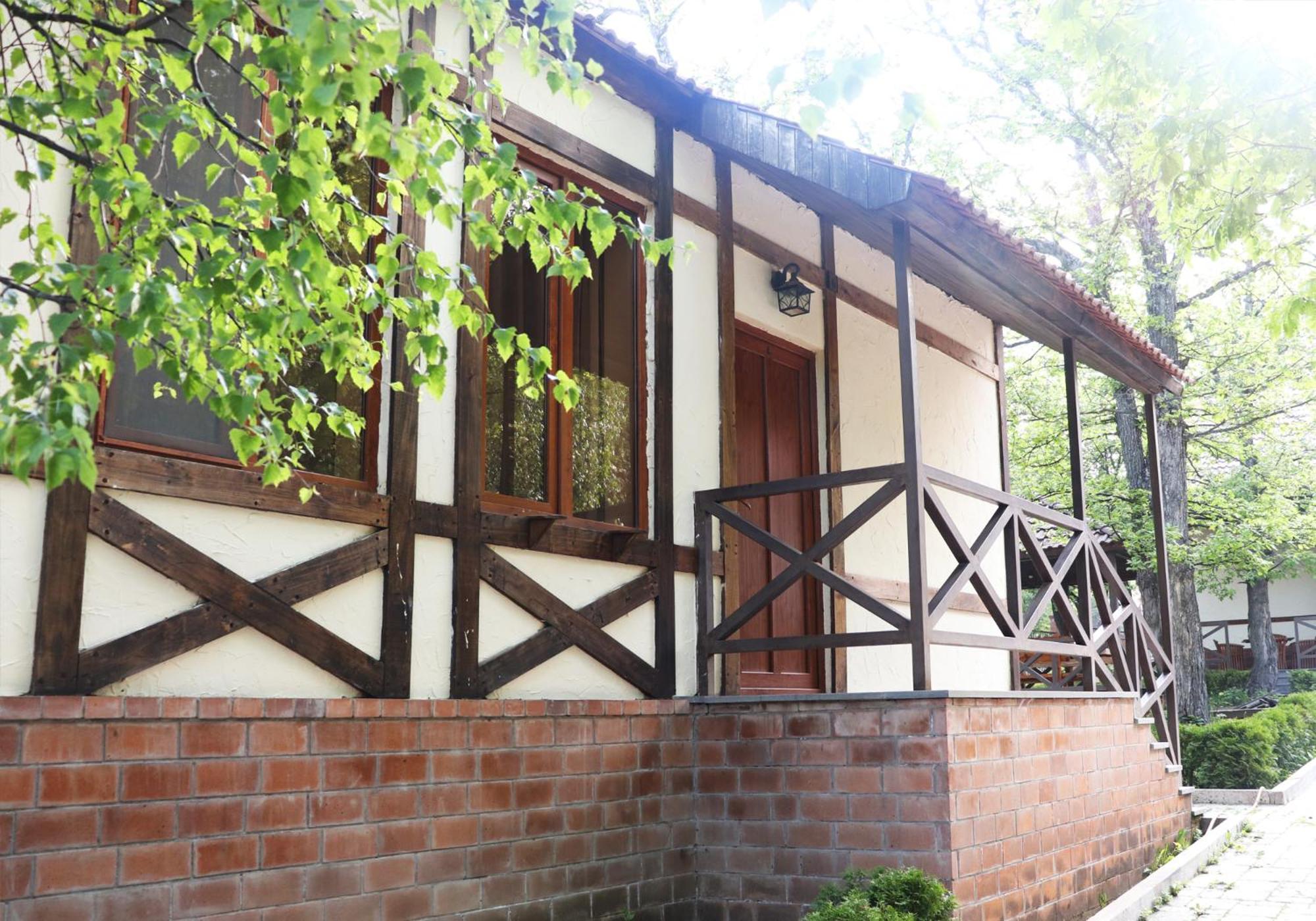 Three-Bedroom Cottage photo 1